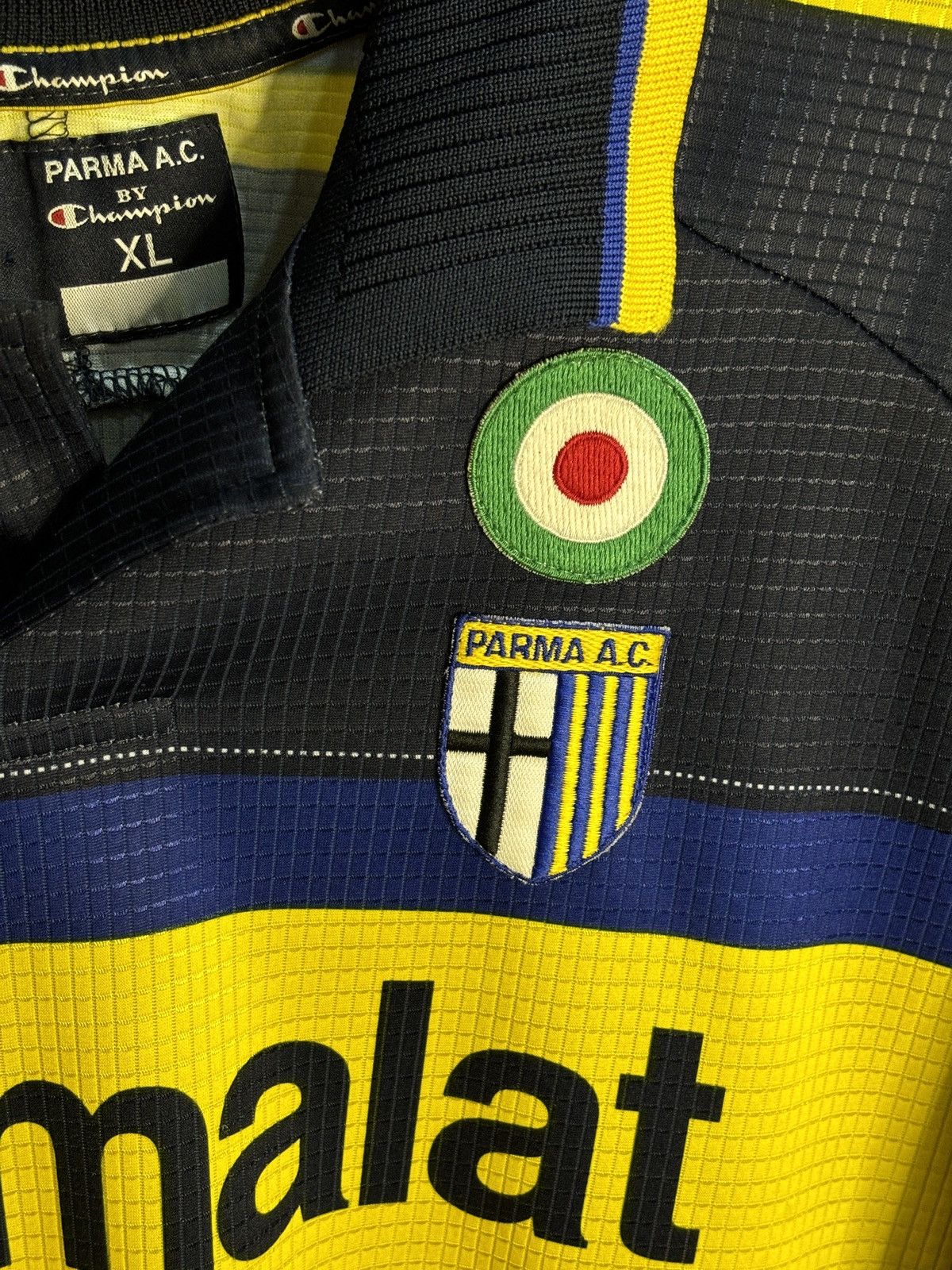 Champion × Vintage Vintage Parma 99/00 Third Jersey Size US XL / EU 56 / 4 - 6 Thumbnail