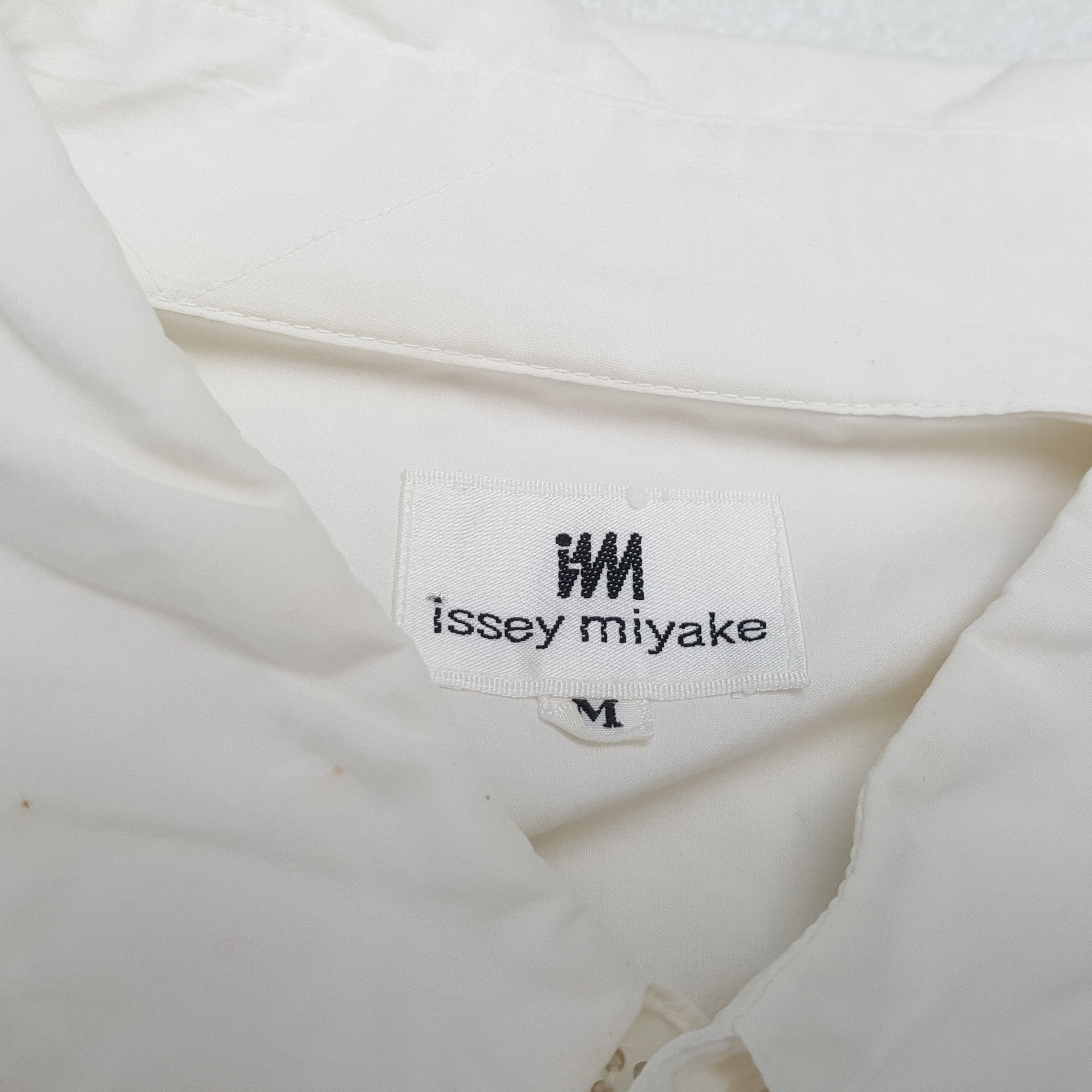 Issey Miyake × Japanese Brand × Vintage ISSEY MIYAKE Japanese Designer Formal Casual Shirt Size US L / EU 52-54 / 3 - 10 Thumbnail