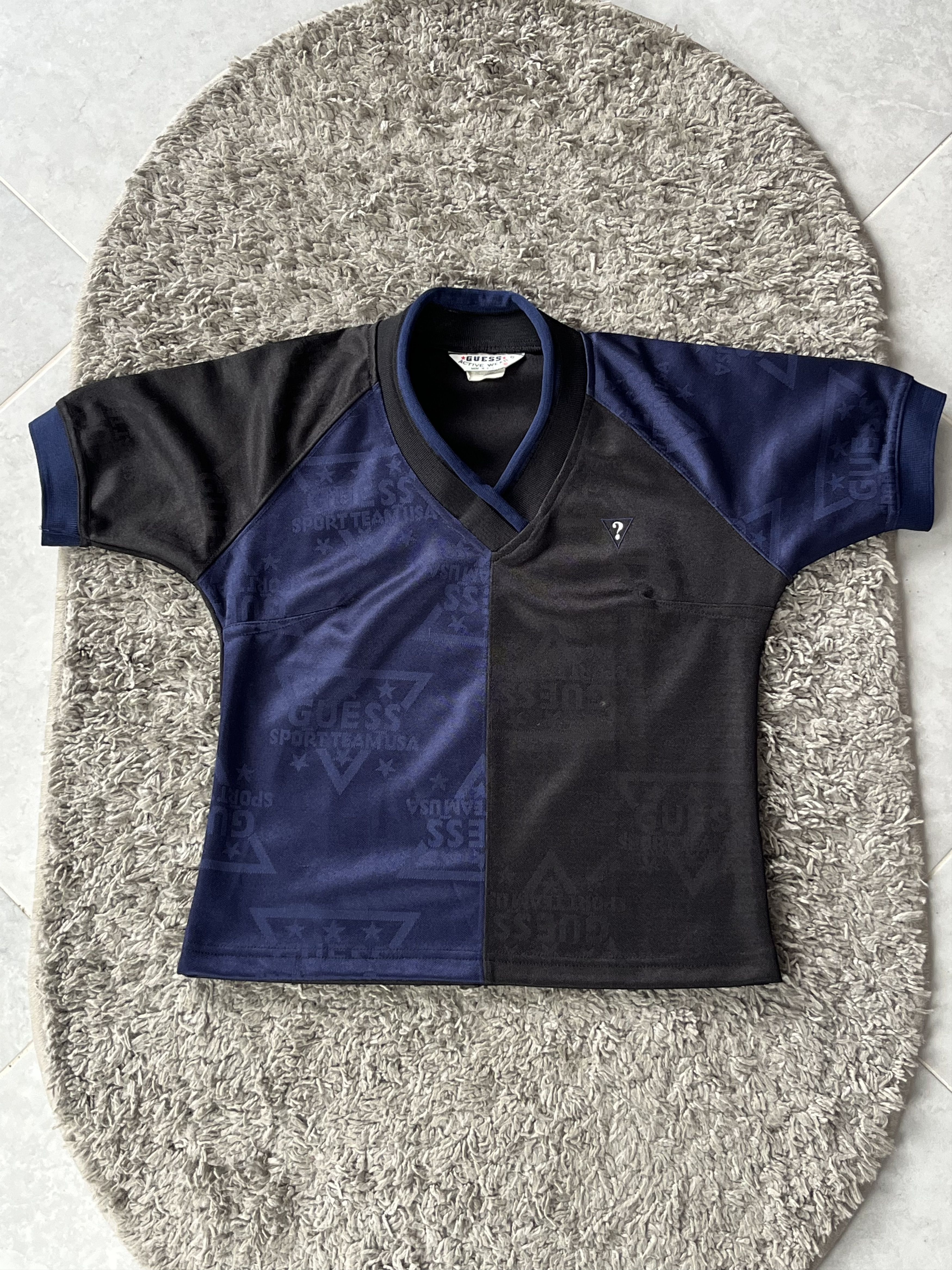 Guess Archive Luxury T-shirt Guess Monogram MADE IN USA Size S / US 4 / IT 40 - 1 Thumbnail