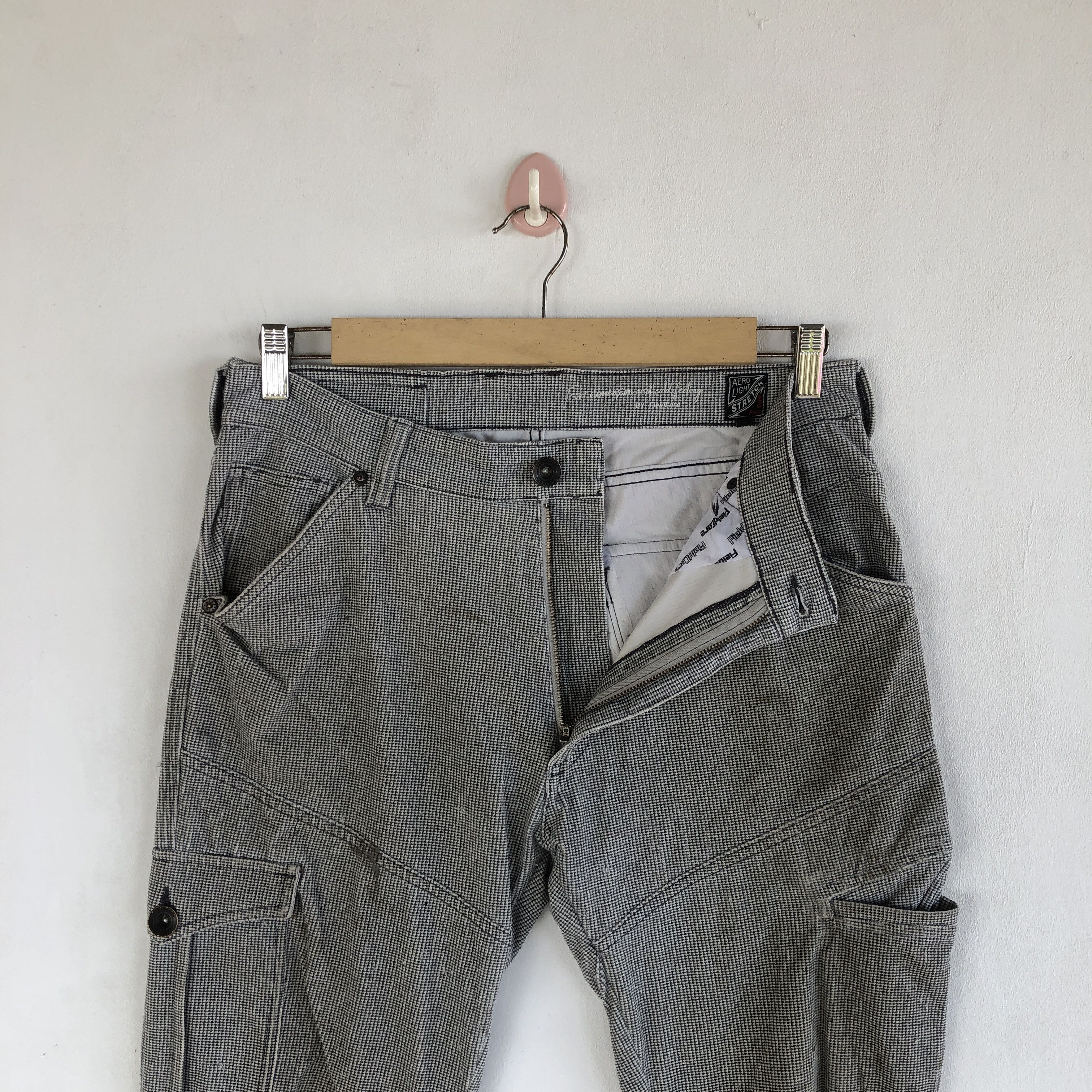 Japanese Brand Vintage Japanese Cargo Pants Multi Pocket Utility Trousers Size US 30 / EU 46 - 5 Thumbnail