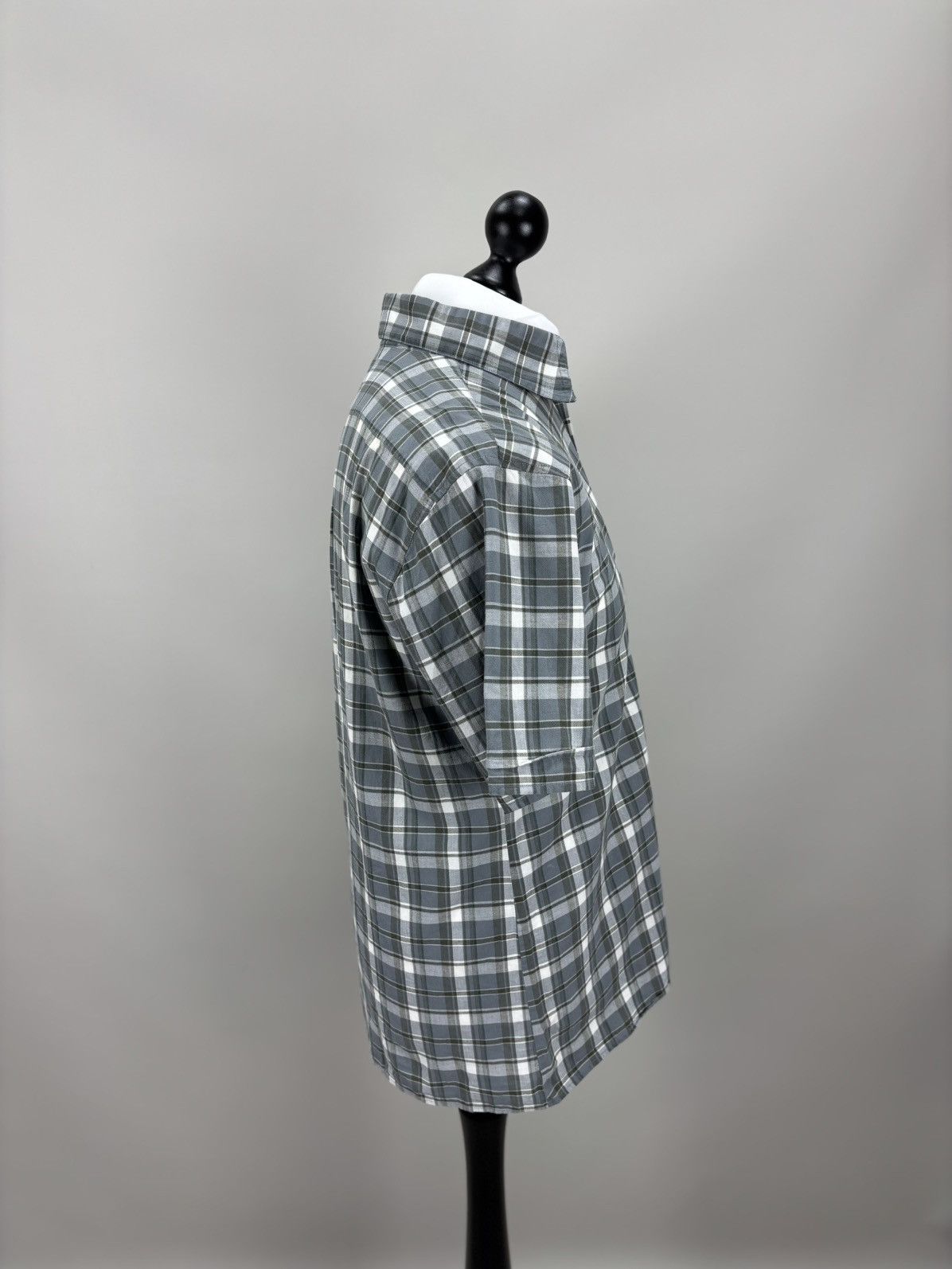 Carhartt Mens shirt Carhartt Size M/L Color Gray Size US M / EU 48-50 / 2 - 5 Thumbnail