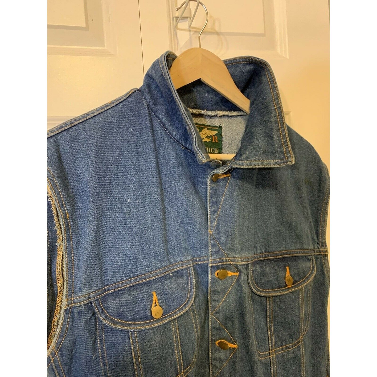 Other Vtg 1994 Warner Brothers Eagle Ridge -Looney Tunes Denim Sl Size US M / EU 48-50 / 2 - 7 Thumbnail