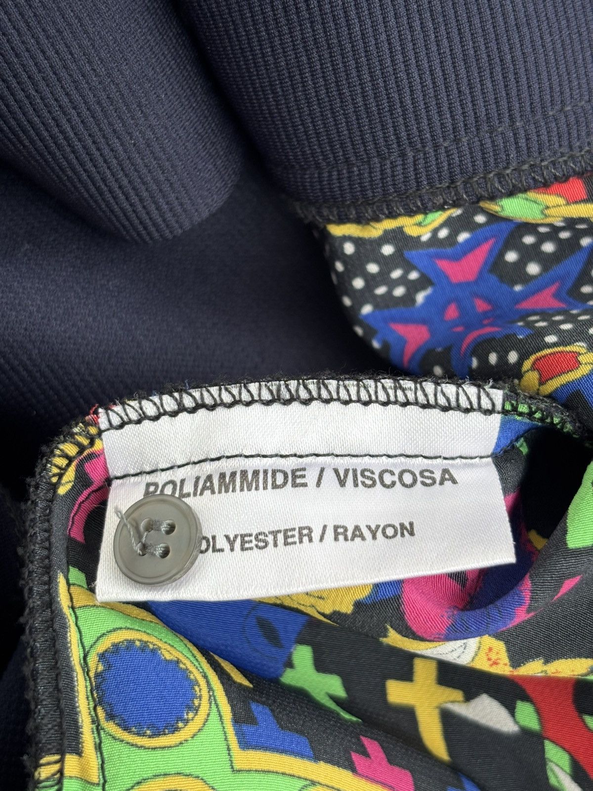 Versace 1980s Via Spiga Multi Colour Cross Shirt Size US M / EU 48-50 / 2 - 6 Thumbnail