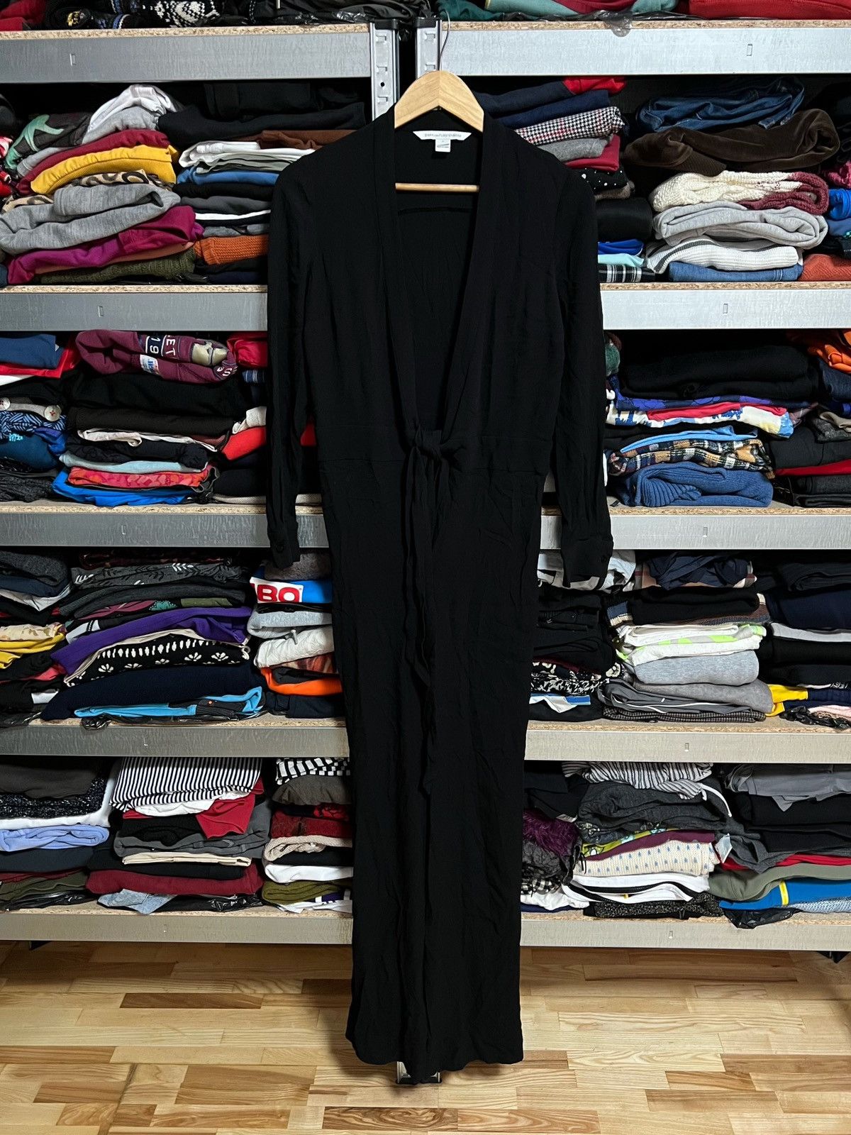 Diane von Furstenberg Diane Von Furstenberg Margot Jumpsuit Size 4 Long Sleeve Size 27" / US 4 / IT 40 - 1 Thumbnail