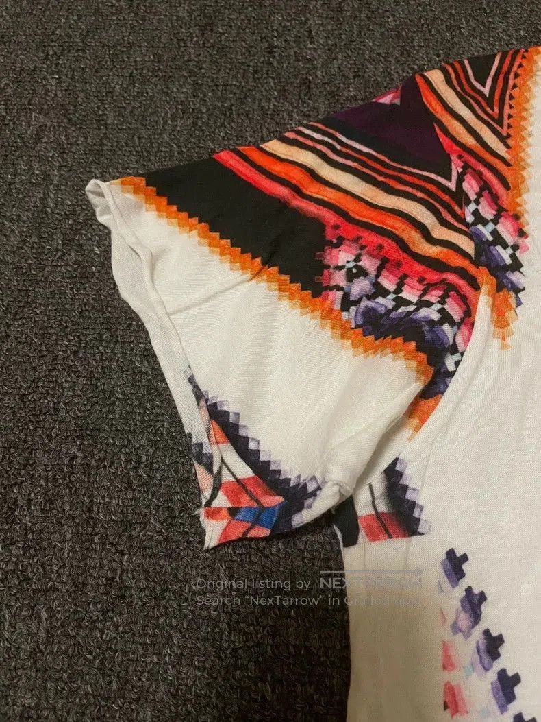 Balmain Balmain Short Sleeve Graphic Print T. Size US M / EU 48-50 / 2 - 3 Thumbnail