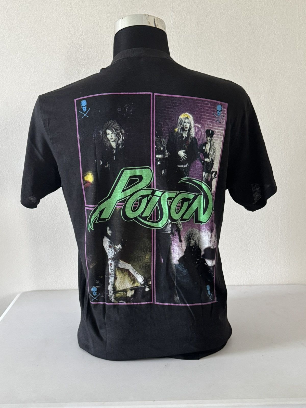 Vintage Vintage Poison Band Tshirt Size US XL / EU 56 / 4 - 2 Thumbnail