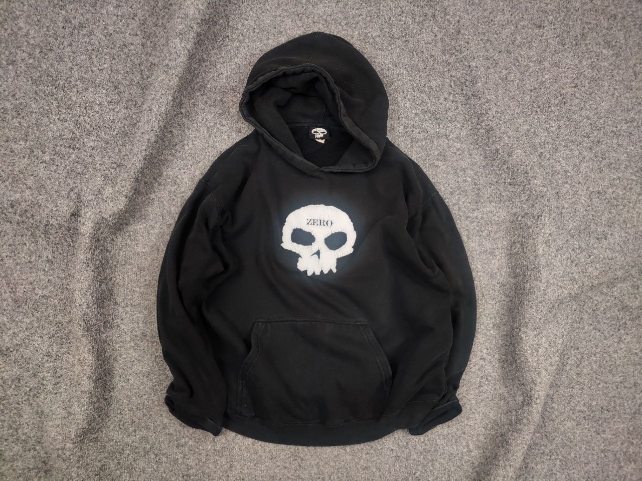 Vintage Vintage 90's Zero Logo skateboards Distressed Faded Hoodie Size US XS / EU 42 / 0 - 1 Thumbnail