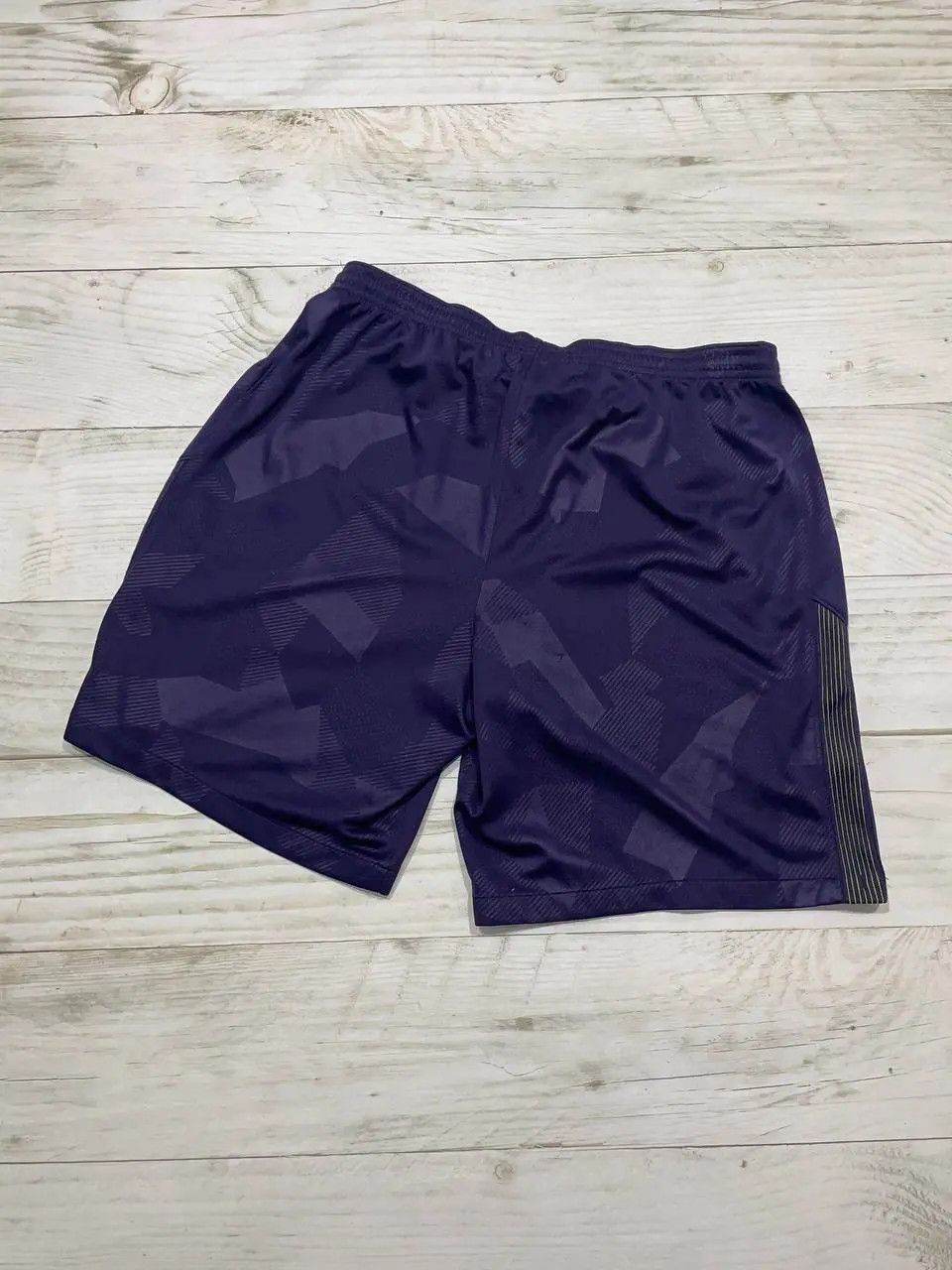 Nike Nike Tottenham Hotspur 2017 2018 Third Shorts Football Size US 34 / EU 50 - 6 Thumbnail