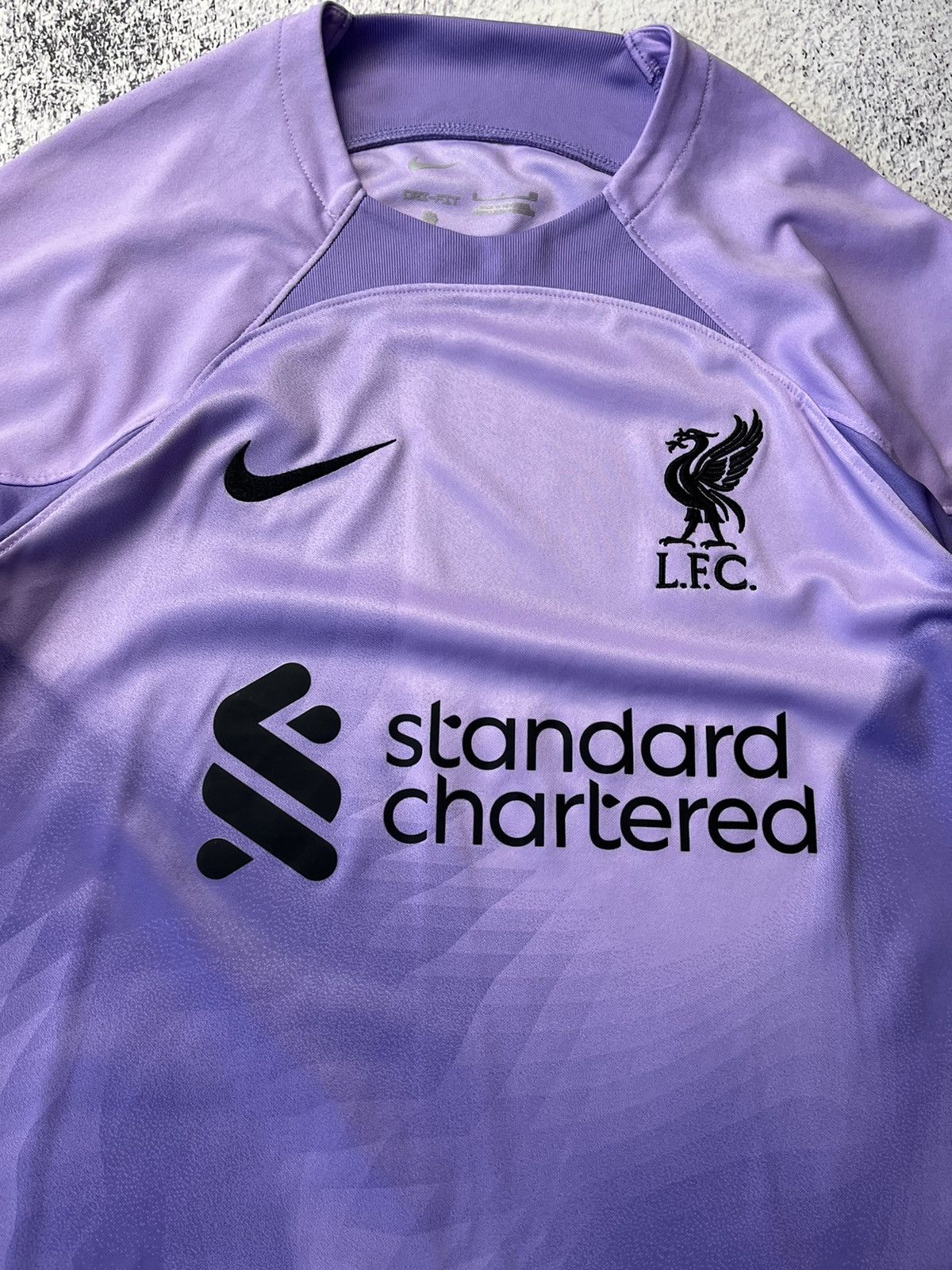 Vintage Nike Liverpool Set Goalkeeper Uniform 2022/23 Men's Size US M / EU 48-50 / 2 - 5 Thumbnail