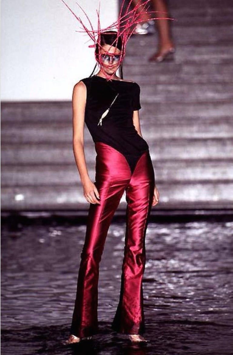 Alexander McQueen Archive Alexander Mcqueen -SS1997 -Zippered Asymmetrical Top Size S / US 4 / IT 40 - 1 Thumbnail