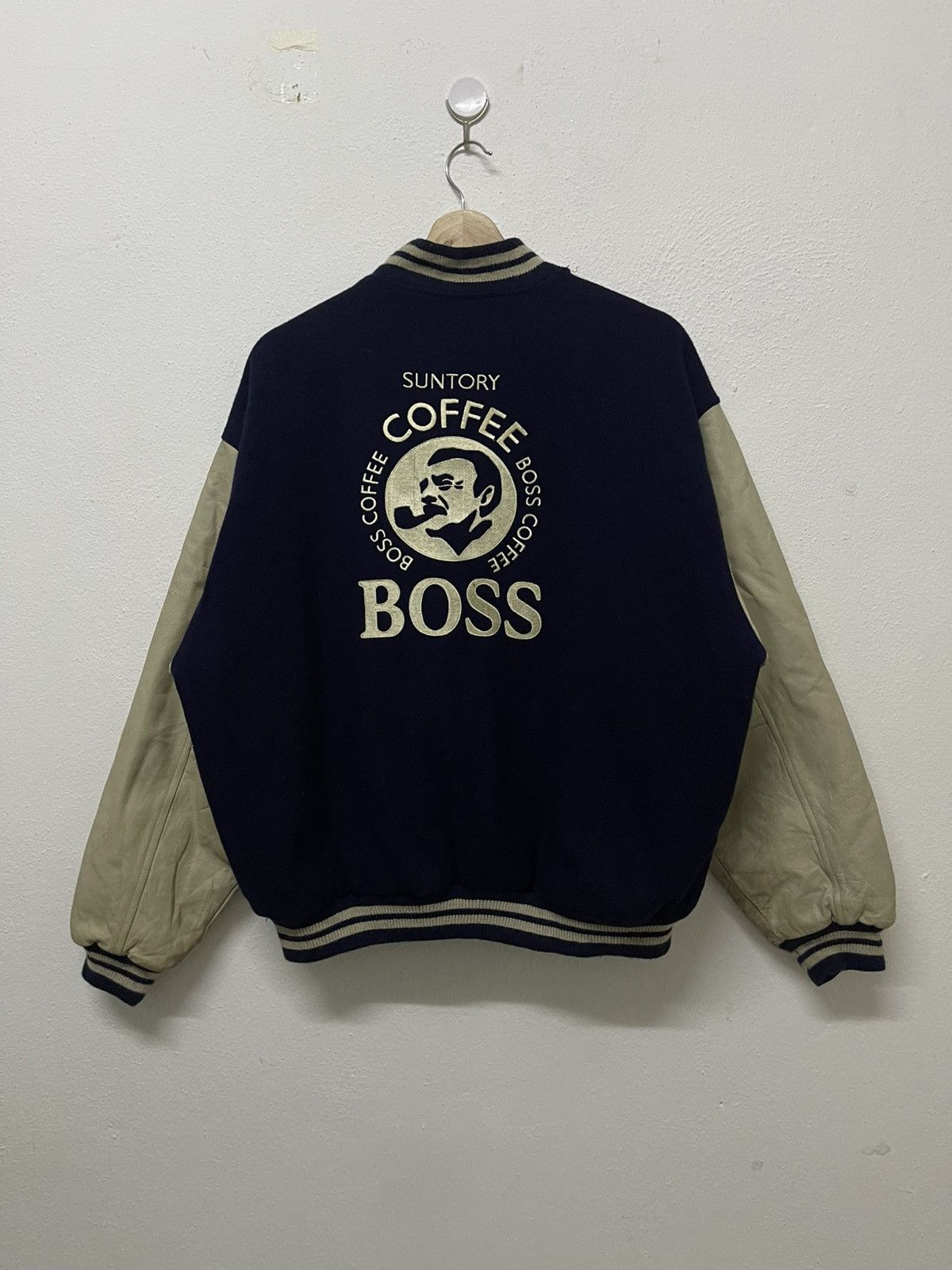 Japanese Brand 2000s SUNTORY BOSS COFFEE VARSITY LEATHER SLEEVE DISTRESSED Size US M / EU 48-50 / 2 - 2 Thumbnail