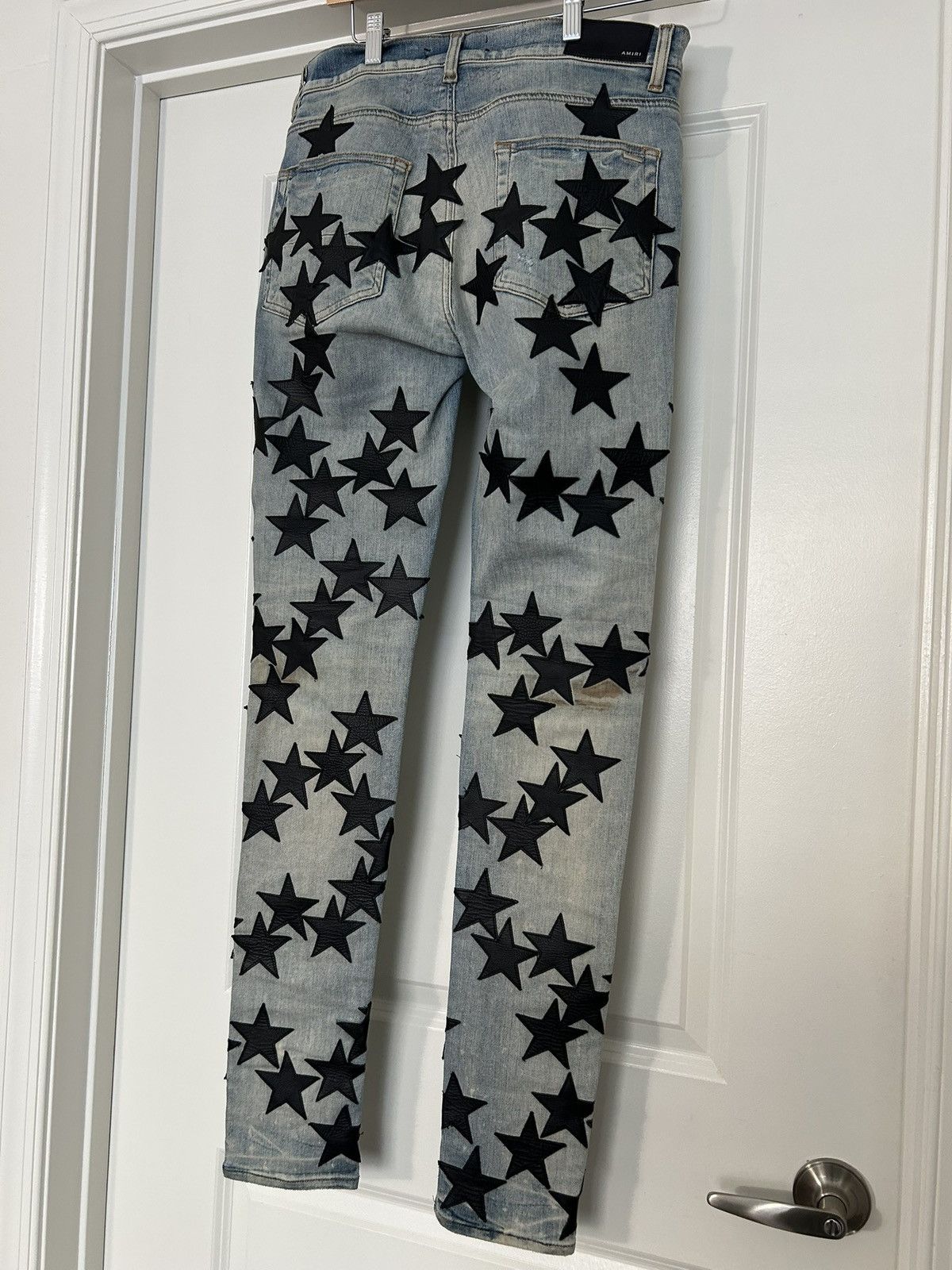 Amiri Amiri Chemist appliquéd distressed jeans clay indigo wash Size US 32 / EU 48 - 6 Thumbnail