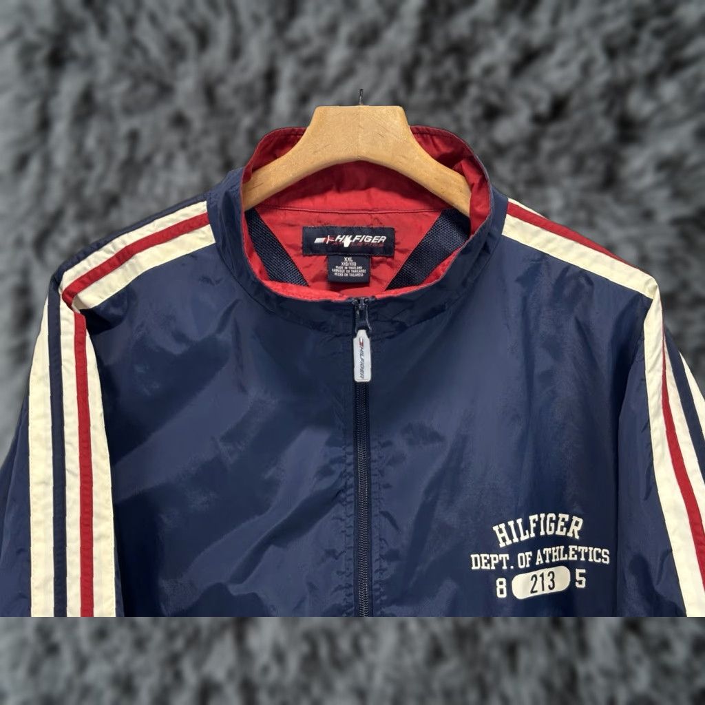 Tommy Hilfiger VINTAGE Tommy Hilfiger Windbreaker Jacket Men 2XL Navy Zip Off Sleeves Size US XXL / EU 58 / 5 - 1 Thumbnail