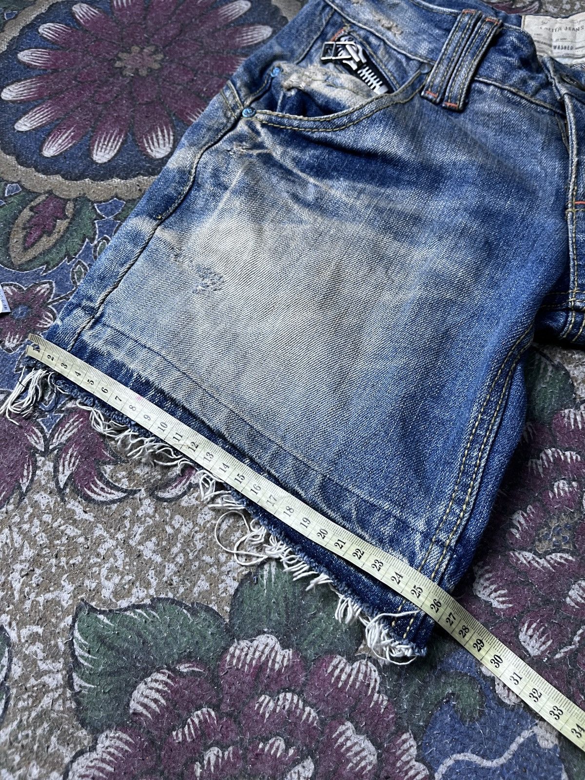 Japanese Brand Lolita Distressed Hot pants Size US 31 - 13 Thumbnail