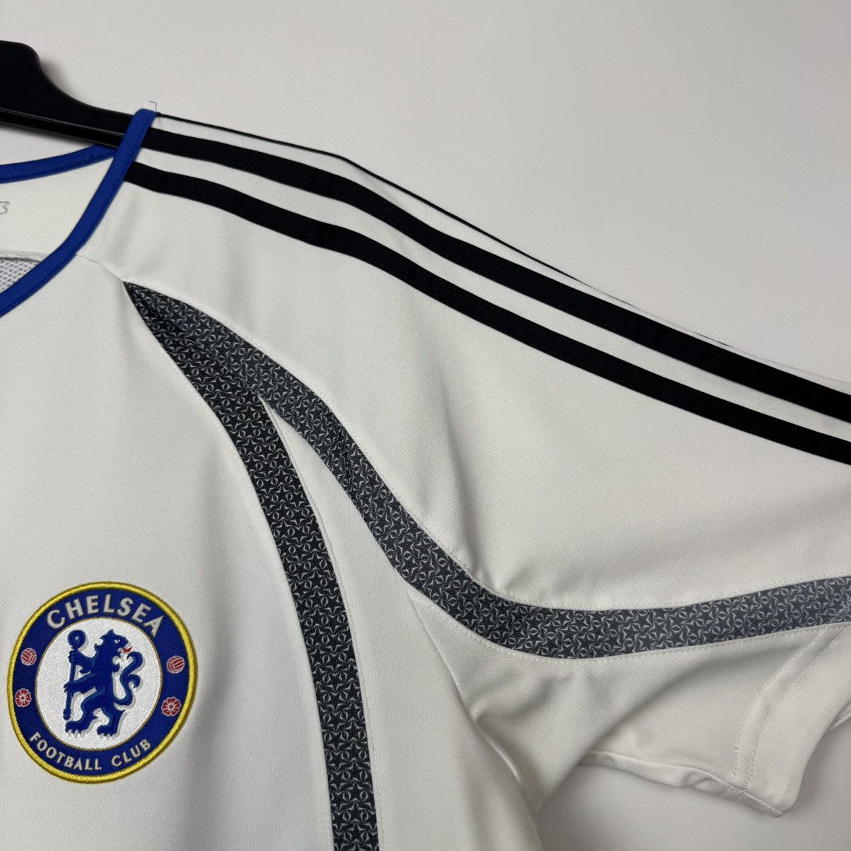 Chelsea Soccer CHELSEA 2006 2007 TRAINING FOOTBALL SHIRT SOCCER JERSEY Size US L / EU 52-54 / 3 - 15 Thumbnail