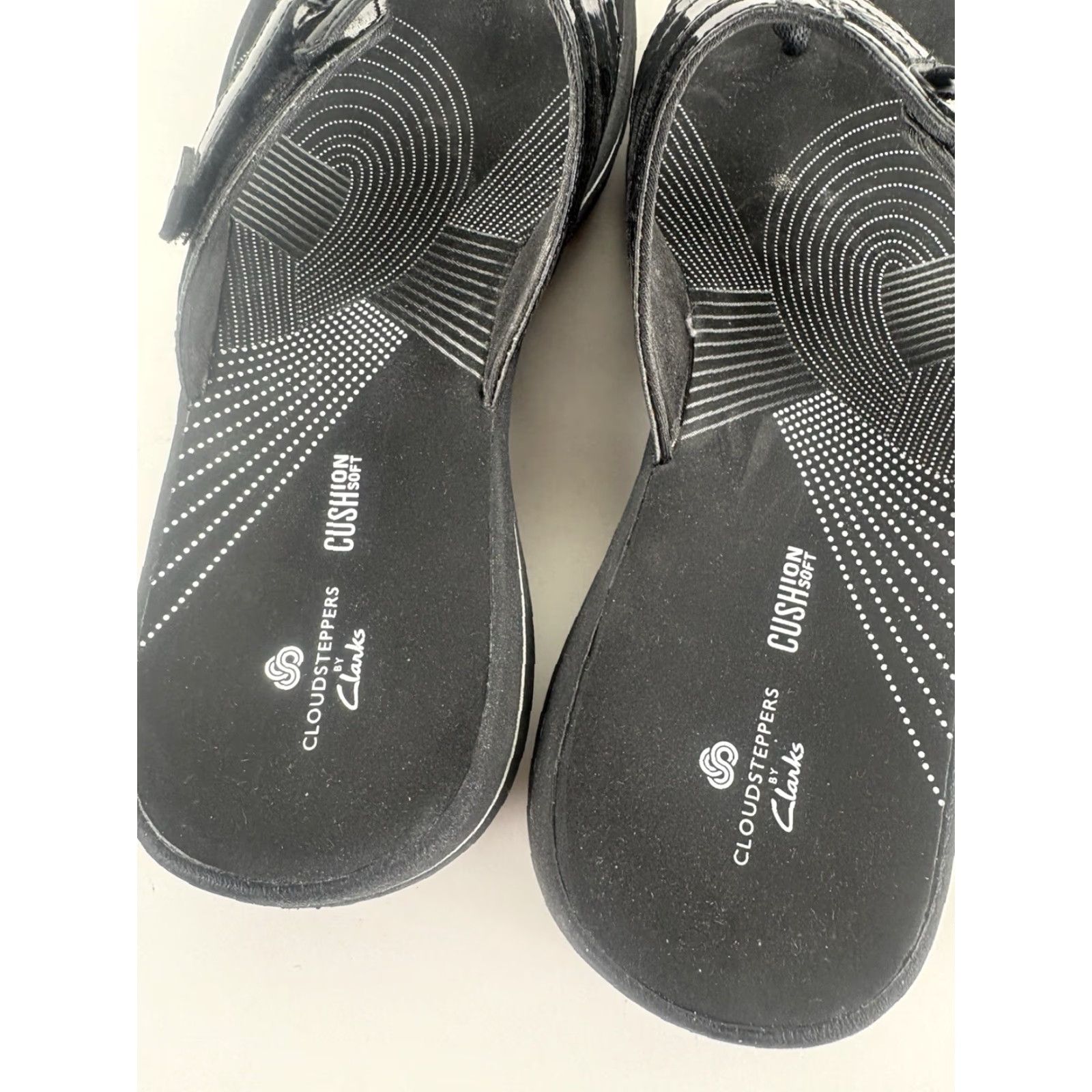 Clarks **Cloudsteppers By Clarks Black Glossy Faux Leather Women's Shoes Size 8** User: Cloudsteppers By Clarks Black Glossy Faux Leather Women's Size 8 Size US 8 / IT 38 - 4 Thumbnail