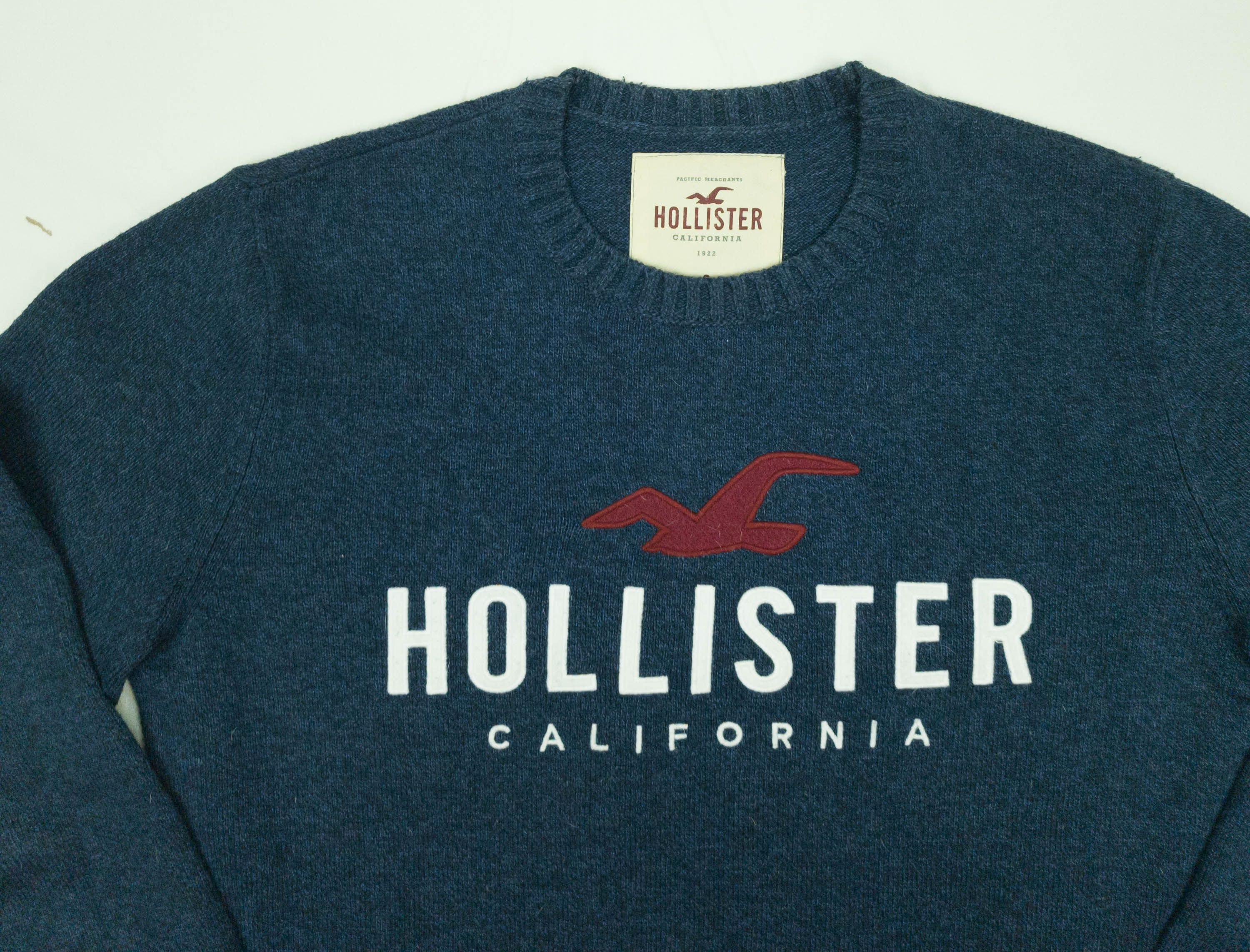 Hollister Hollister mens jumper size M ( LABEL S) vgc Size US M / EU 48-50 / 2 - 5 Thumbnail