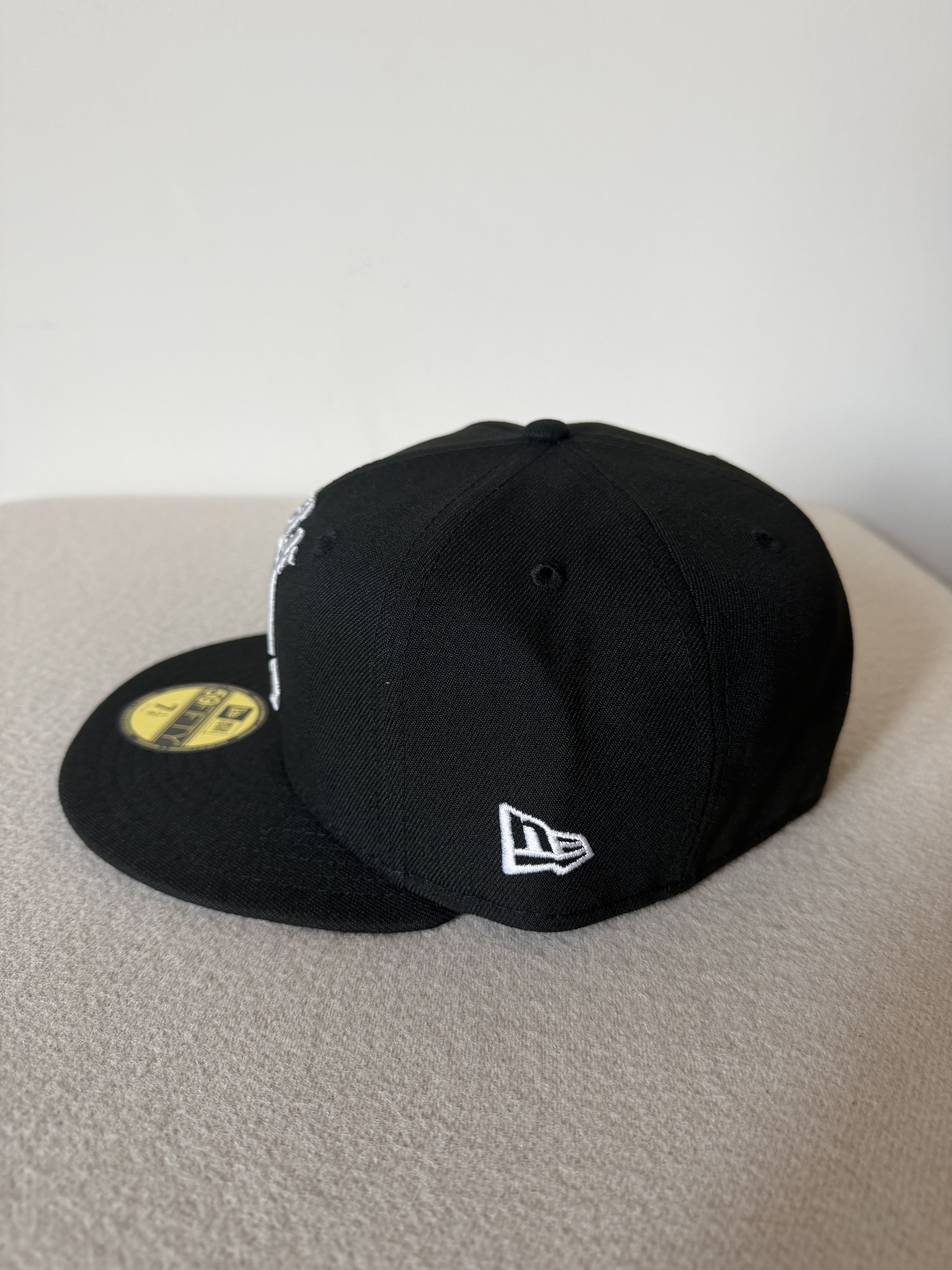 Born X Raised × MLB × New Era 7 1/4 Born X Raised New Era Mexico 59FIFTY Hat in Black Size ONE SIZE - 3 Thumbnail