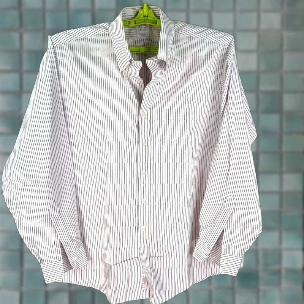 Brooks Brothers Brooks Brothers Original Polo Shirt Mens 16.5/36 Button-Down Cotton White Red Striped Shirt Size US L / EU 52-54 / 3 - 1 Thumbnail