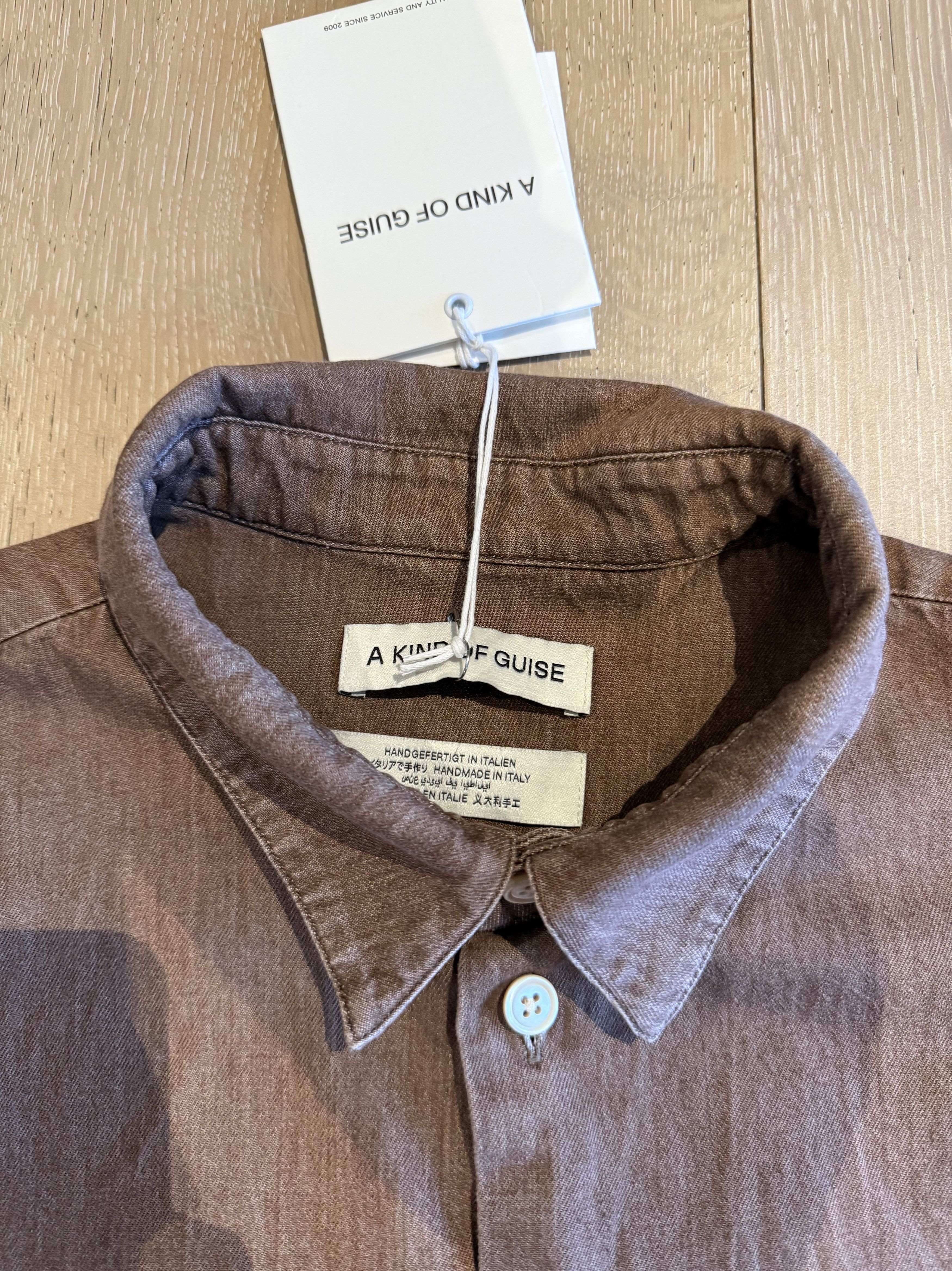 A Kind Of Guise 💚 AW25 A Kind Of Guise Gusto Shirt Sepia Denim Medium NEW Size US M / EU 48-50 / 2 - 11 Thumbnail