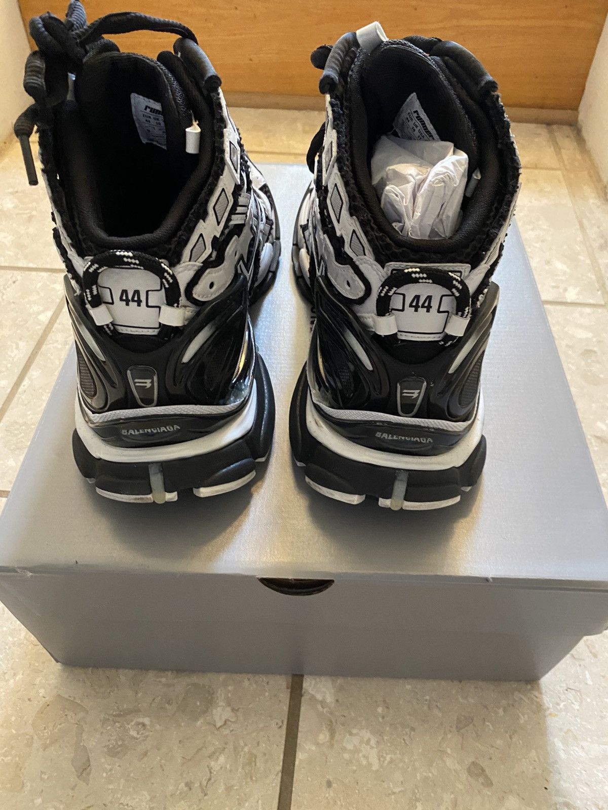 Balenciaga Balenciaga high top runner Size US 11 / EU 44 - 4 Thumbnail