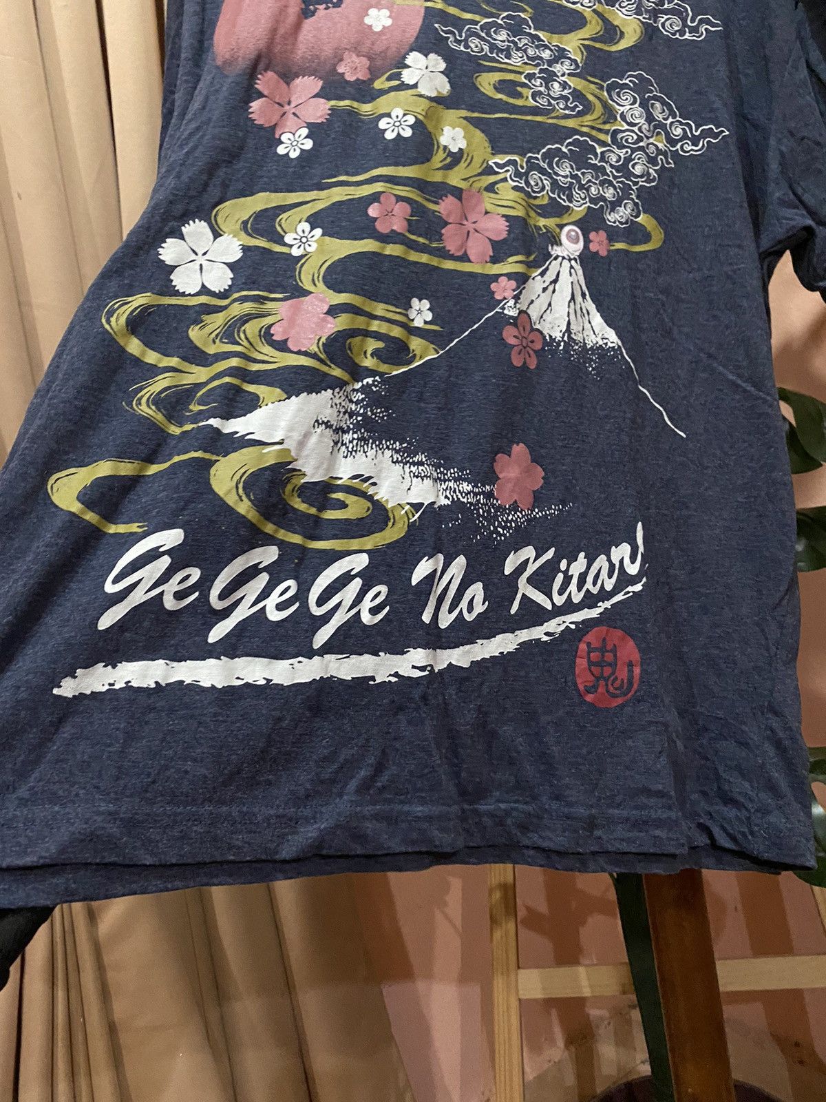Anime GeGeGe no Kitaro Vintage Japanese Graphic T-shirt - 4L Size Size US XXL / EU 58 / 5 - 5 Thumbnail