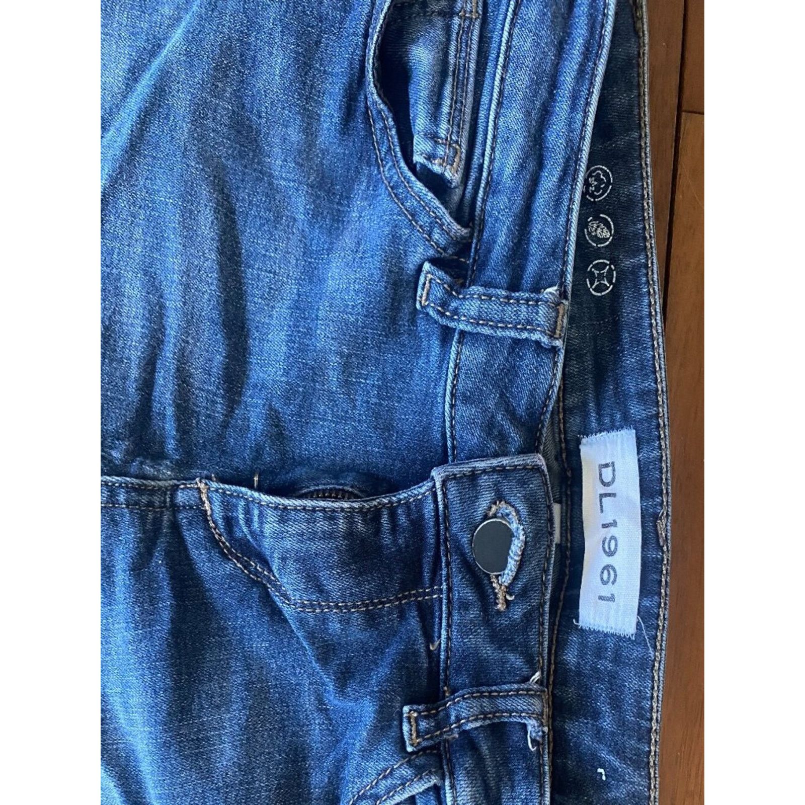 DL1961 DL1961 Very Stretchy Skinny Jeans Size 25 Size 25" / US 0 / IT 36 - 2 Thumbnail