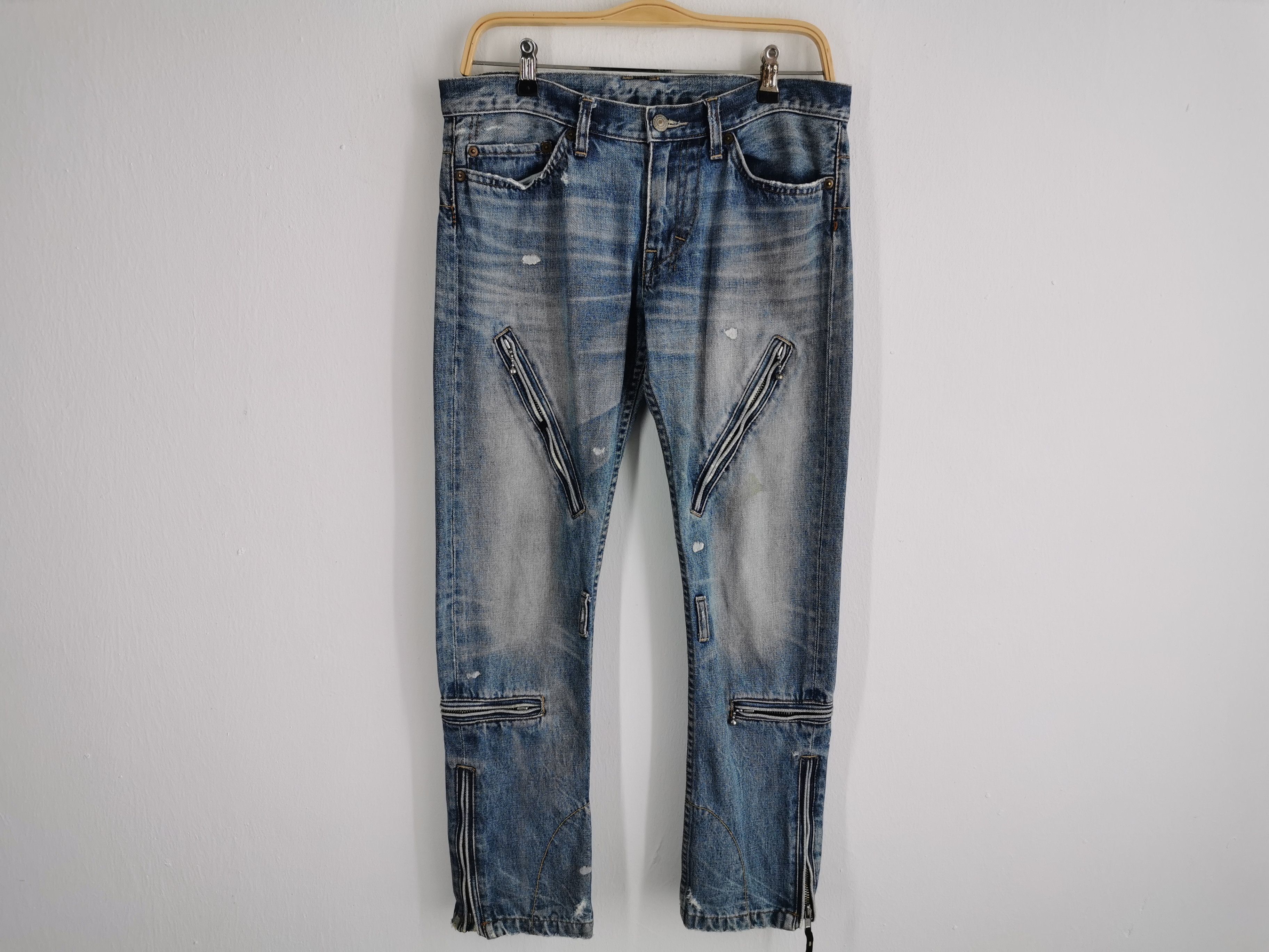 Japanese Brand Distressed Vintage RNA Bondage Denim Jeans Size M Waist 33 Size US 32 / EU 48 - 2 Thumbnail