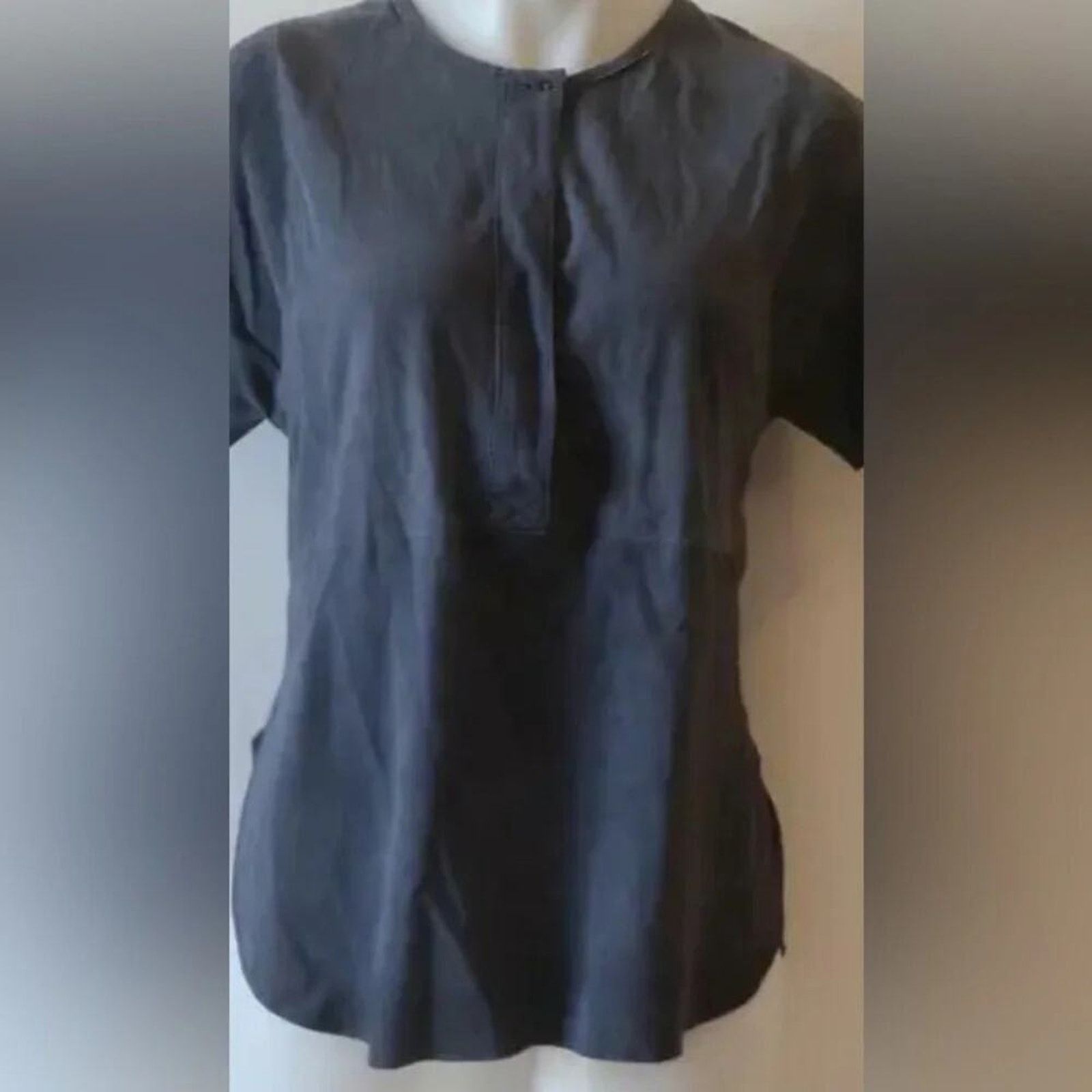Vince Vince suede partial button leather short sleeve top, size SM Size S / US 4 / IT 40 - 1 Thumbnail