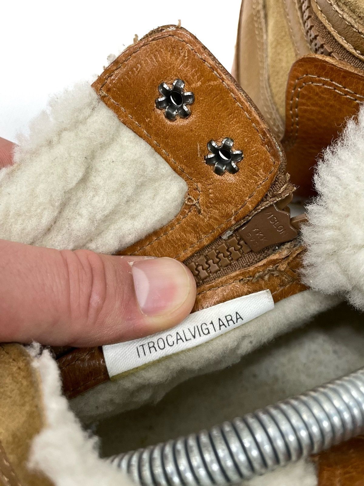 Burberry Burberry Archive Shearling-Lined Leather High-Top Sneakers Size US 8 / IT 38 - 16 Thumbnail