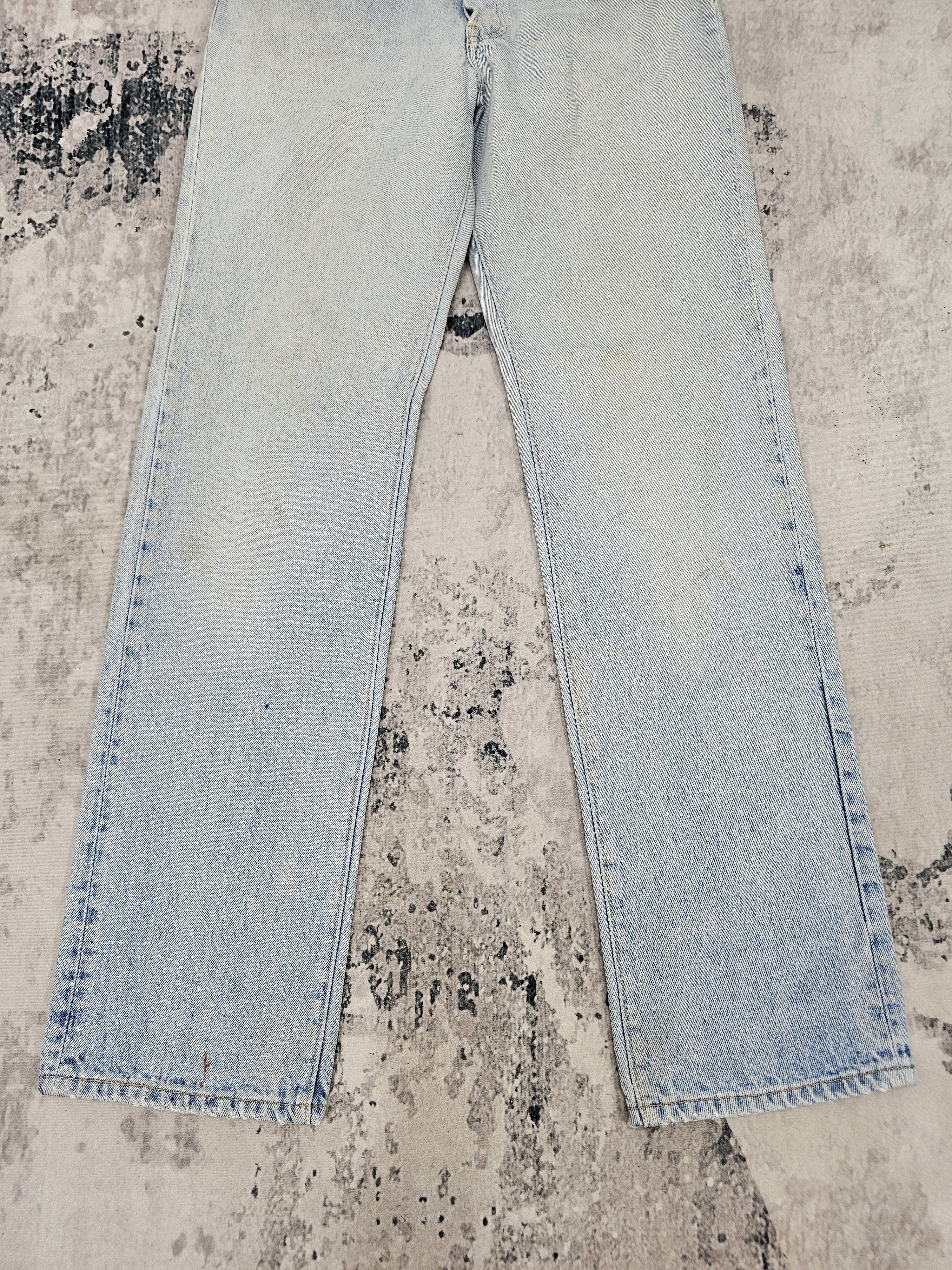 Levi's Vintage Clothing Vtg 90's LEVIS 501 Light Blue Jeans Made In USA L0539 Size US 28 / EU 44 - 3 Thumbnail