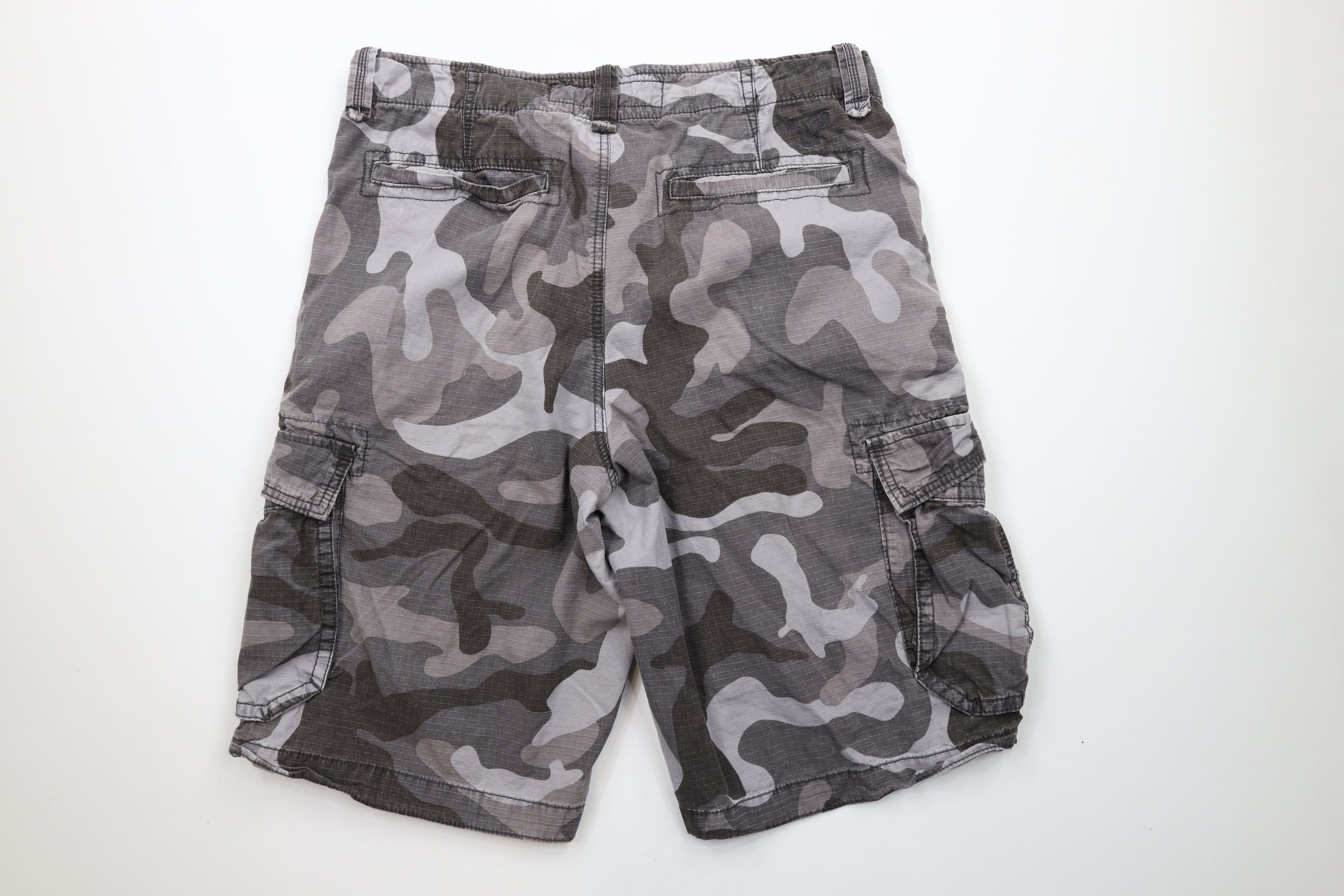 American Eagle Outfitters × Vintage Vintage American Eagle Outfitters Camouflage Cargo Shorts Size US 34 / EU 50 - 7 Thumbnail