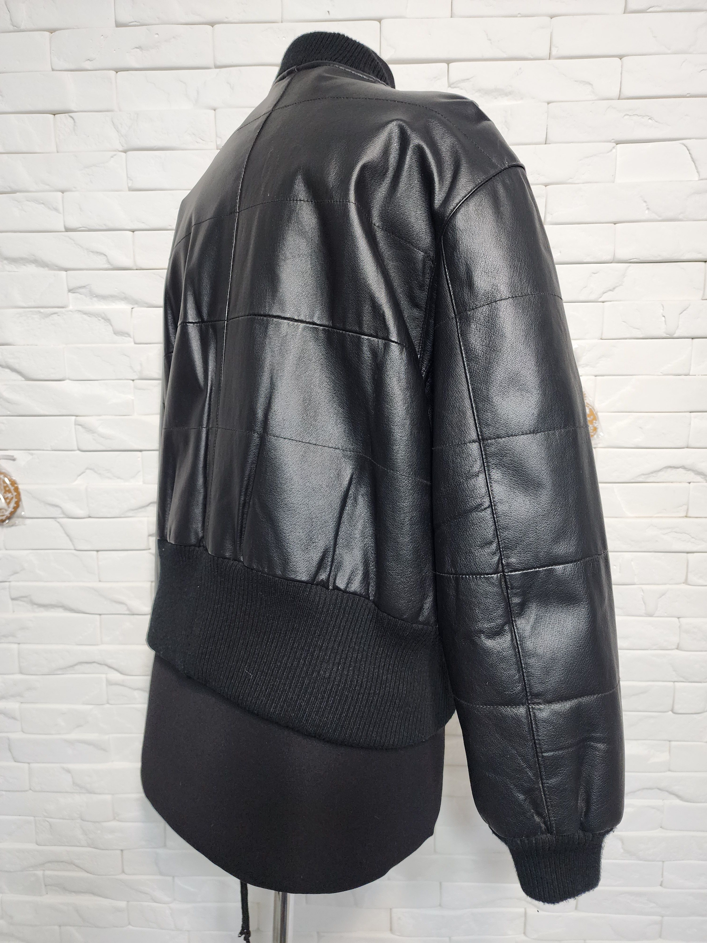 Other Black Leather Quilted Jacket: Men's Metal Zipper Bomber Size US L / EU 52-54 / 3 - 5 Thumbnail
