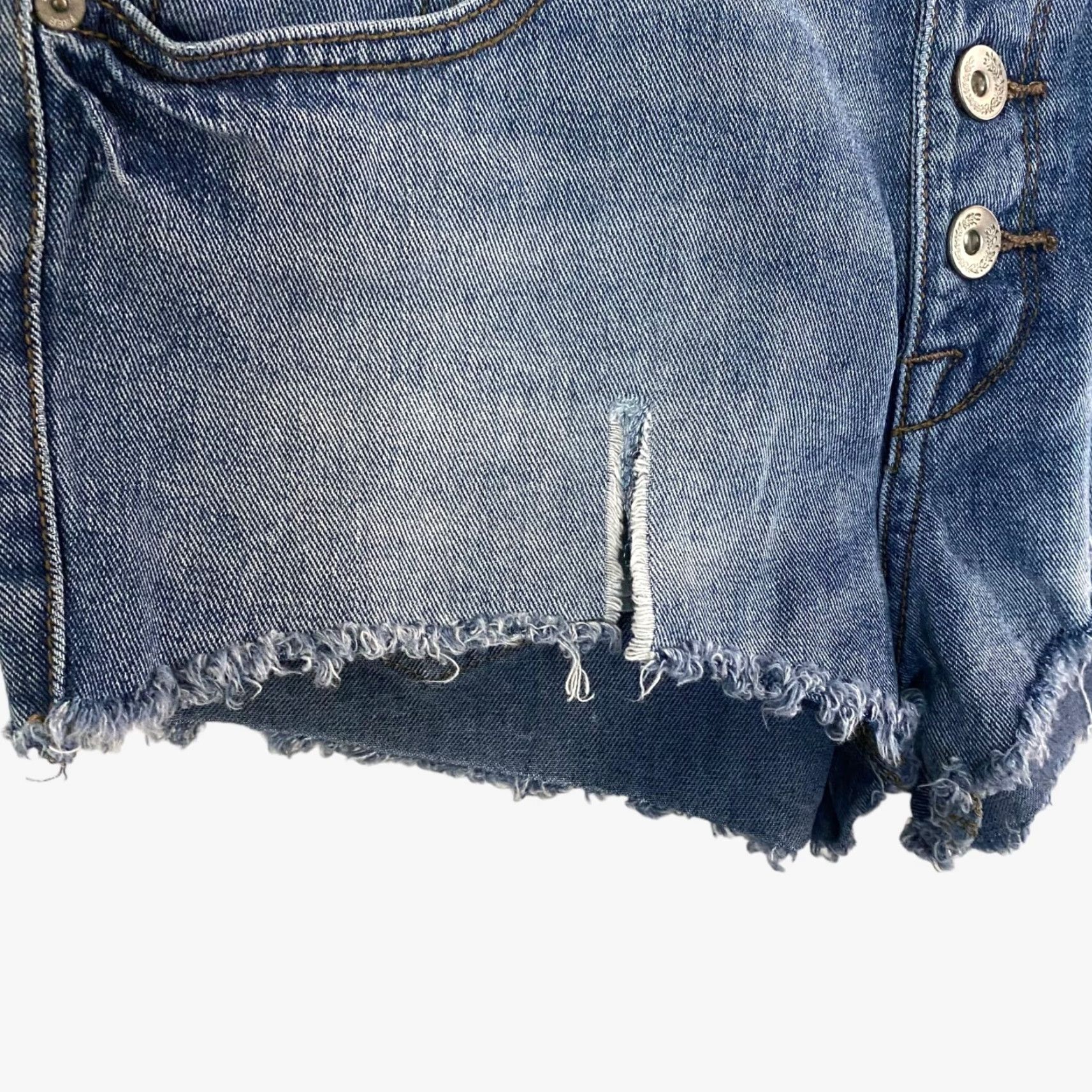Free People Free People Shorts Denim Blue Jean Button Fly Raw Hem Medium Wash 100% Cotton Size 27 Womens Size 27" / US 4 / IT 40 - 6 Thumbnail