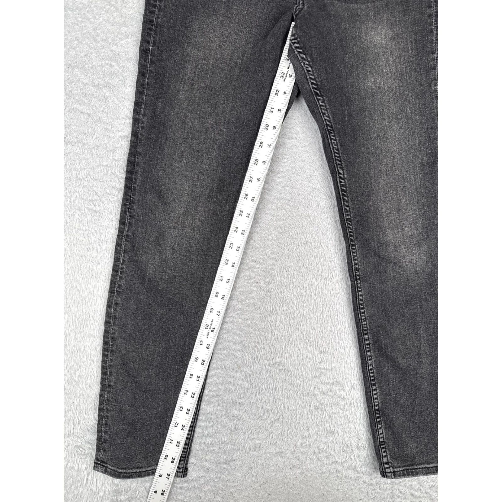 H&M H&M Jeans Women 10 Gray Skinny Slim Fit Mid Rise Charcoal Wash Denim 28x28 Jeans Womens Slim 90s City Pant Size 32" / US 10 / IT 46 - 7 Thumbnail