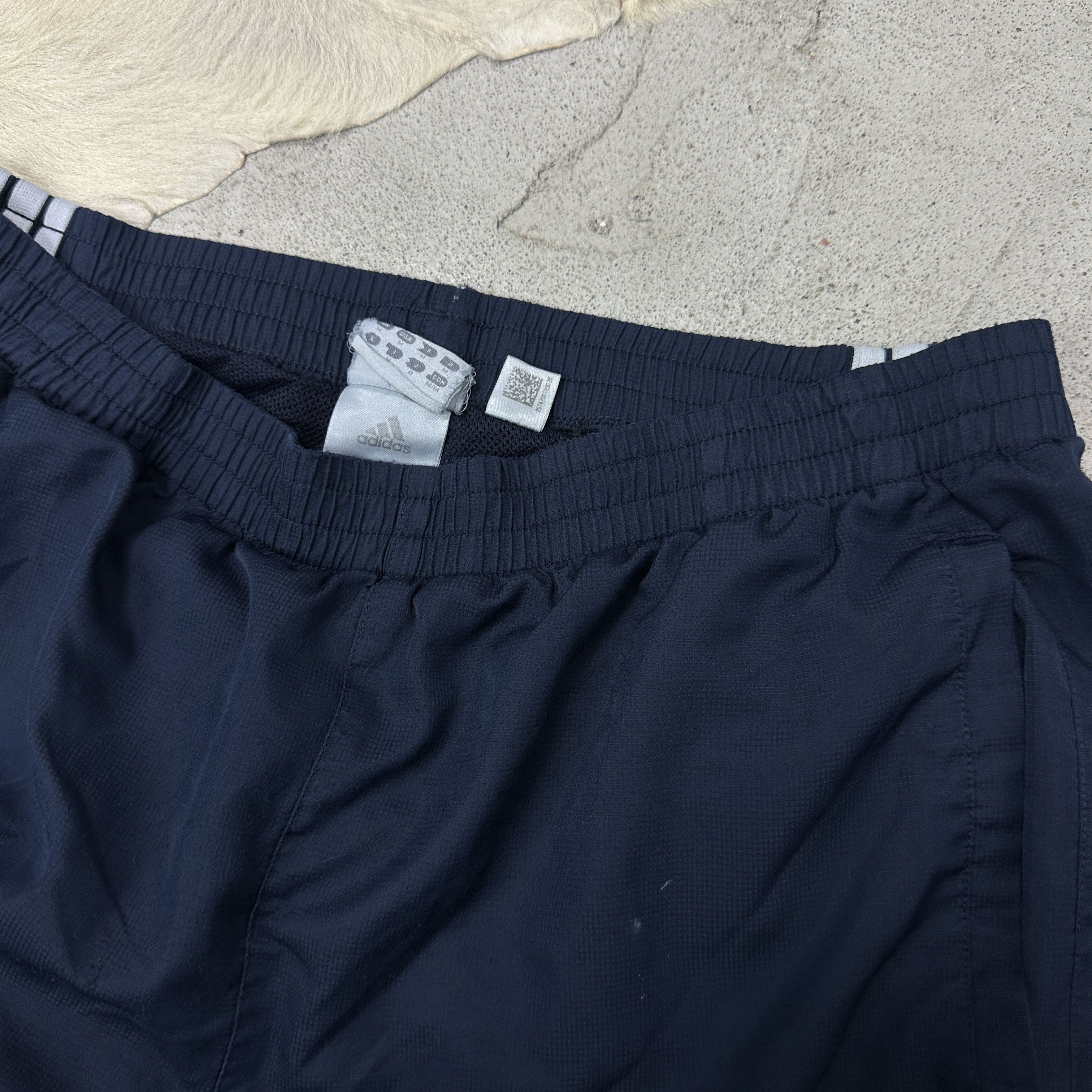 Adidas Vintage Sporty Streetwear Adidas Parachute Sweatpants Y2K Size US 33 - 3 Thumbnail