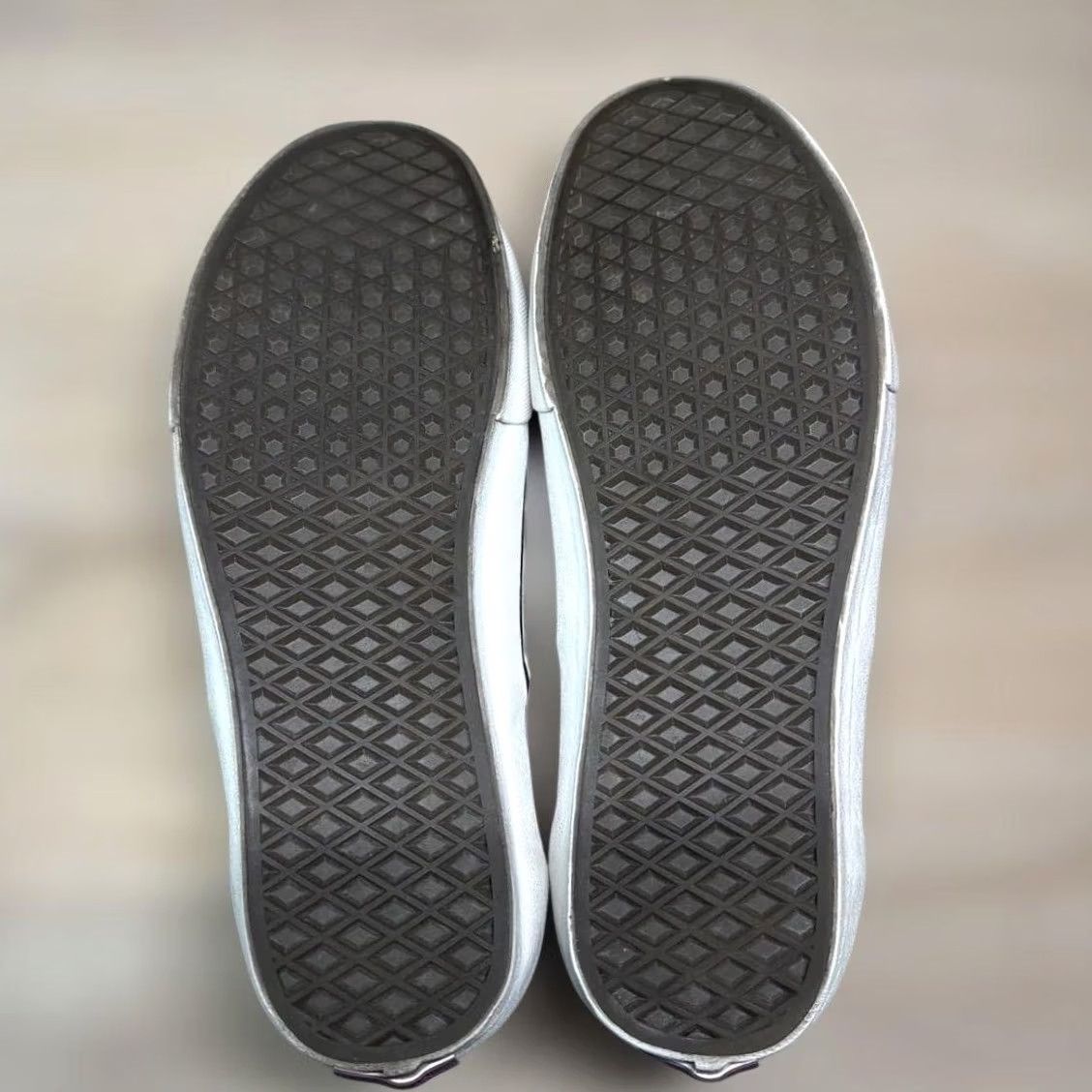 Vans Item Specifications: Brand: Vans Size US 10 / EU 43 - 4 Thumbnail