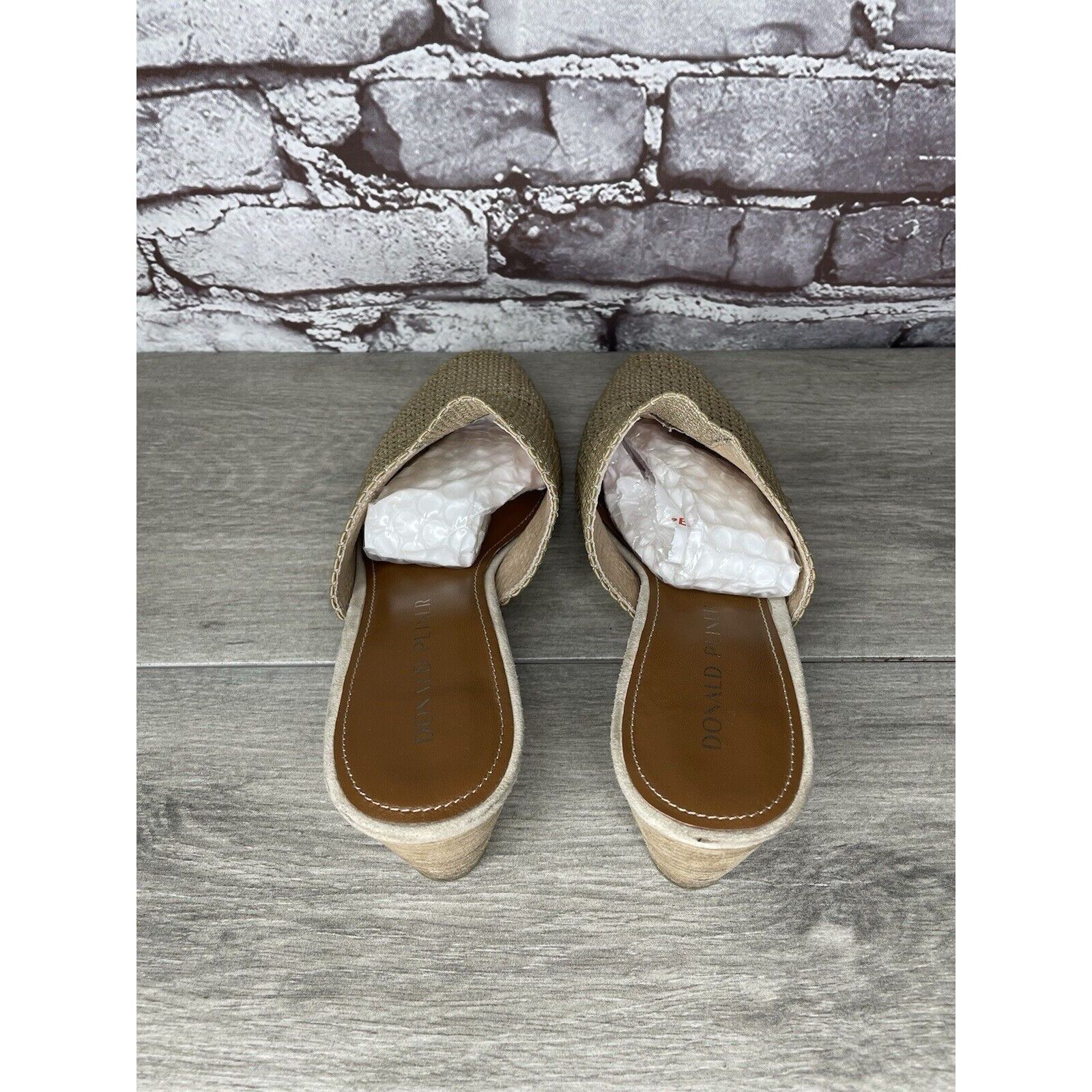 Donald Pliner Donald J. Pliner Fenda Beige Tan Elastic Pointed Heel Mules Size US 9 / IT 39 - 7 Thumbnail