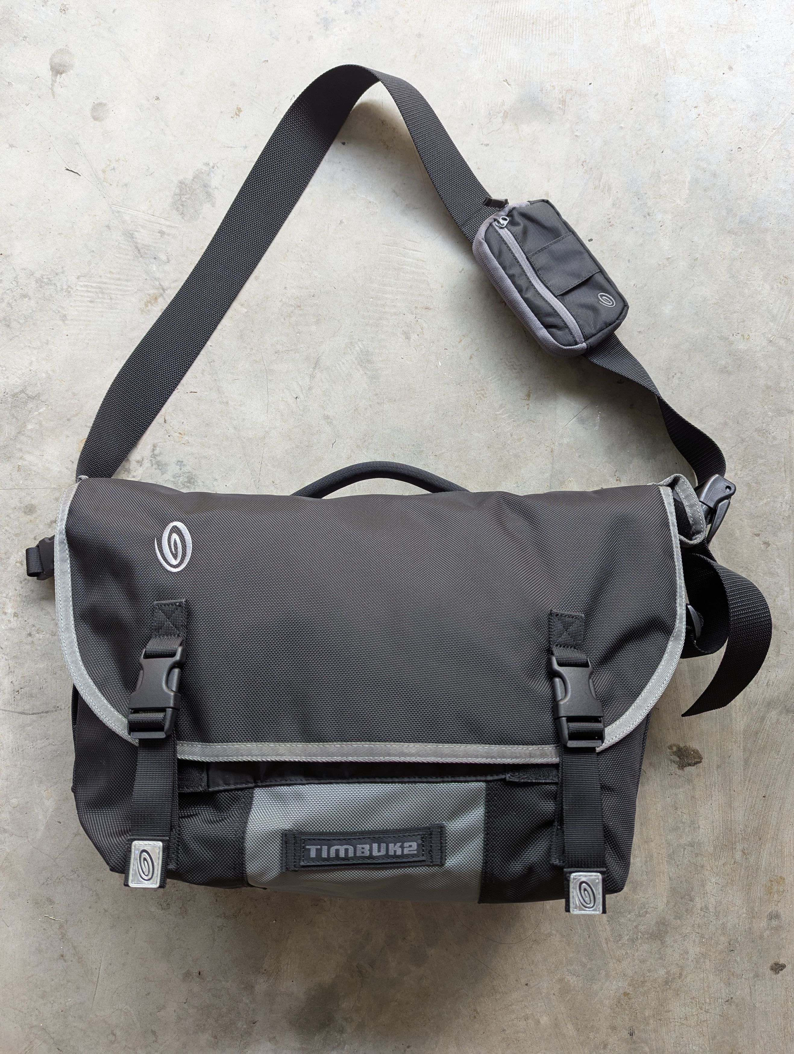 Timbuk2 Timbuk2 Messenger Bag Black Commute Cross Body Shoulder Bag Size ONE SIZE - 1 Thumbnail
