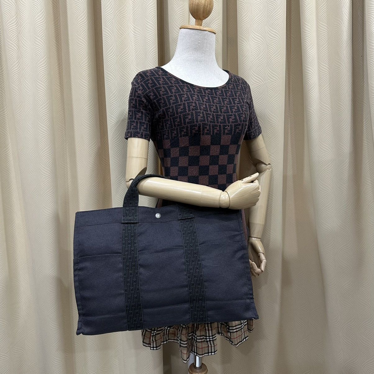 Hermes ‼️LASTDROP‼️ HERMES HER LINE MM CANVAS HAND TOTE BAG Size ONE SIZE - 1 Thumbnail
