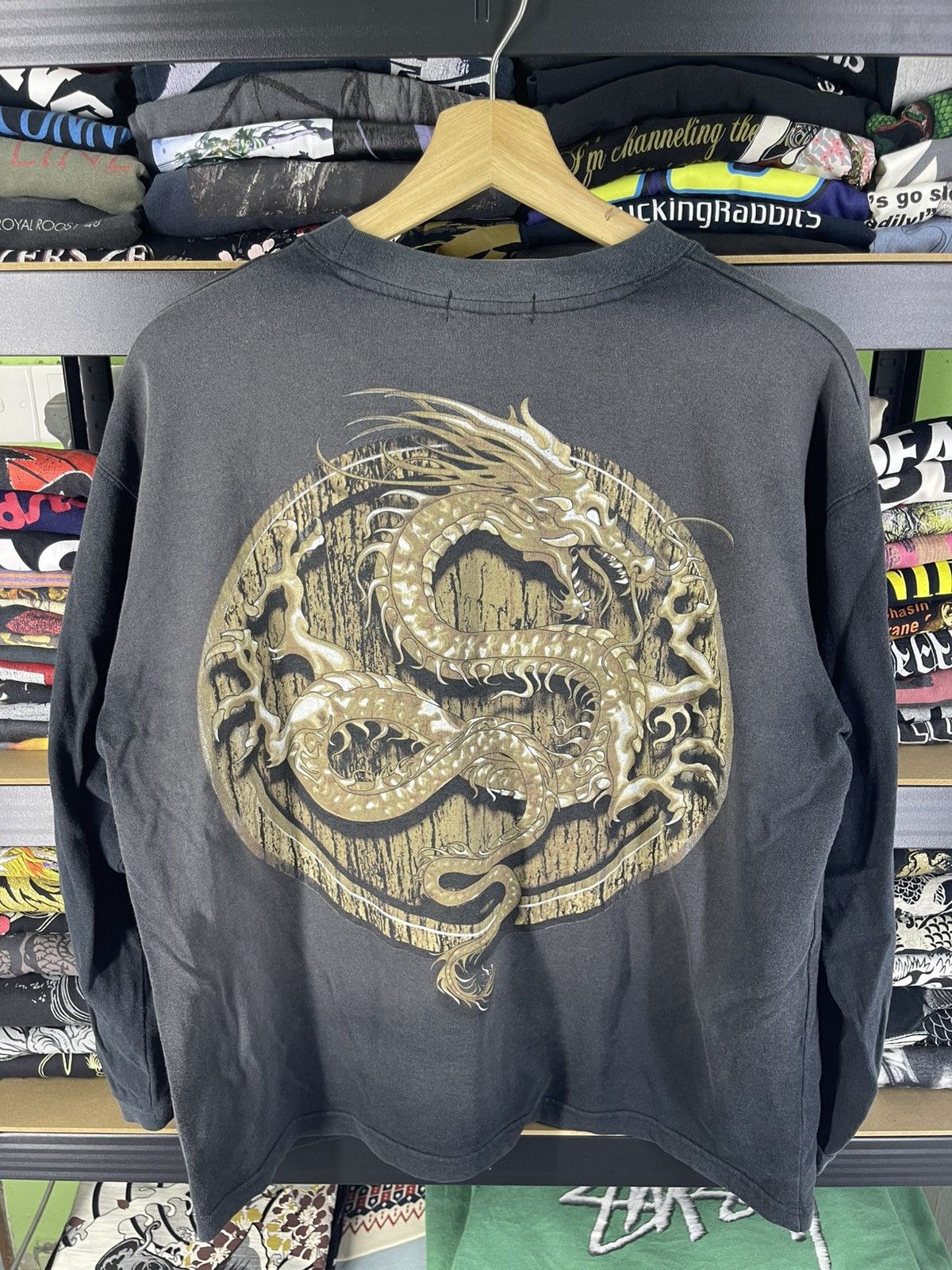 Japanese Brand Vintage Lip Mast Dragon Design Sun Faded Tee Size US M / EU 48-50 / 2 - 10 Thumbnail