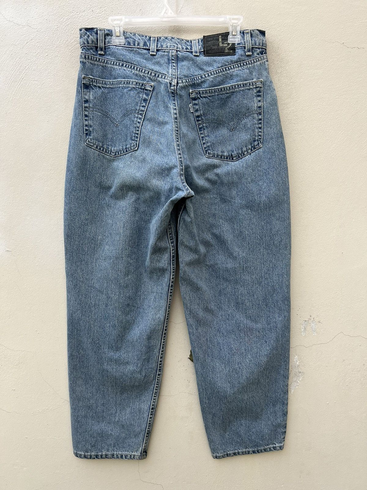 Levi's Vintage 1992 Levi’s L2 Light Blue Denim Baggy Fit Jeans Size US 33 - 15 Thumbnail