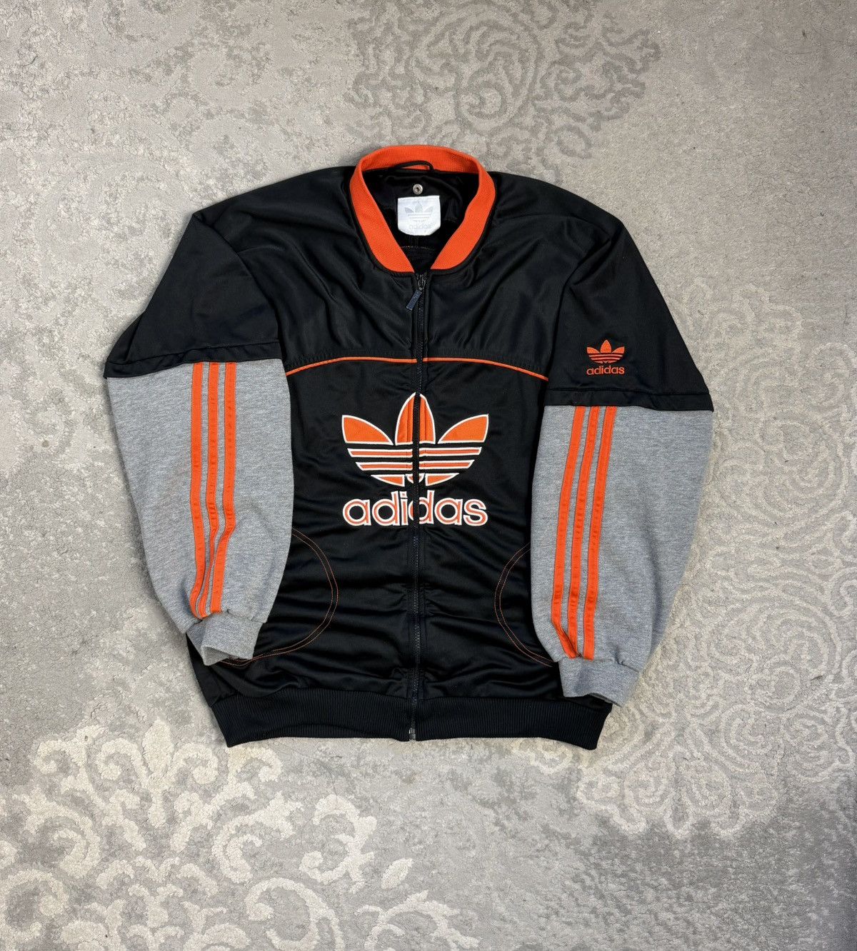 Adidas Adidas Vintage 90's Big Logo Zipped Rare Sweatshirt Size US L / EU 52-54 / 3 - 1 Thumbnail