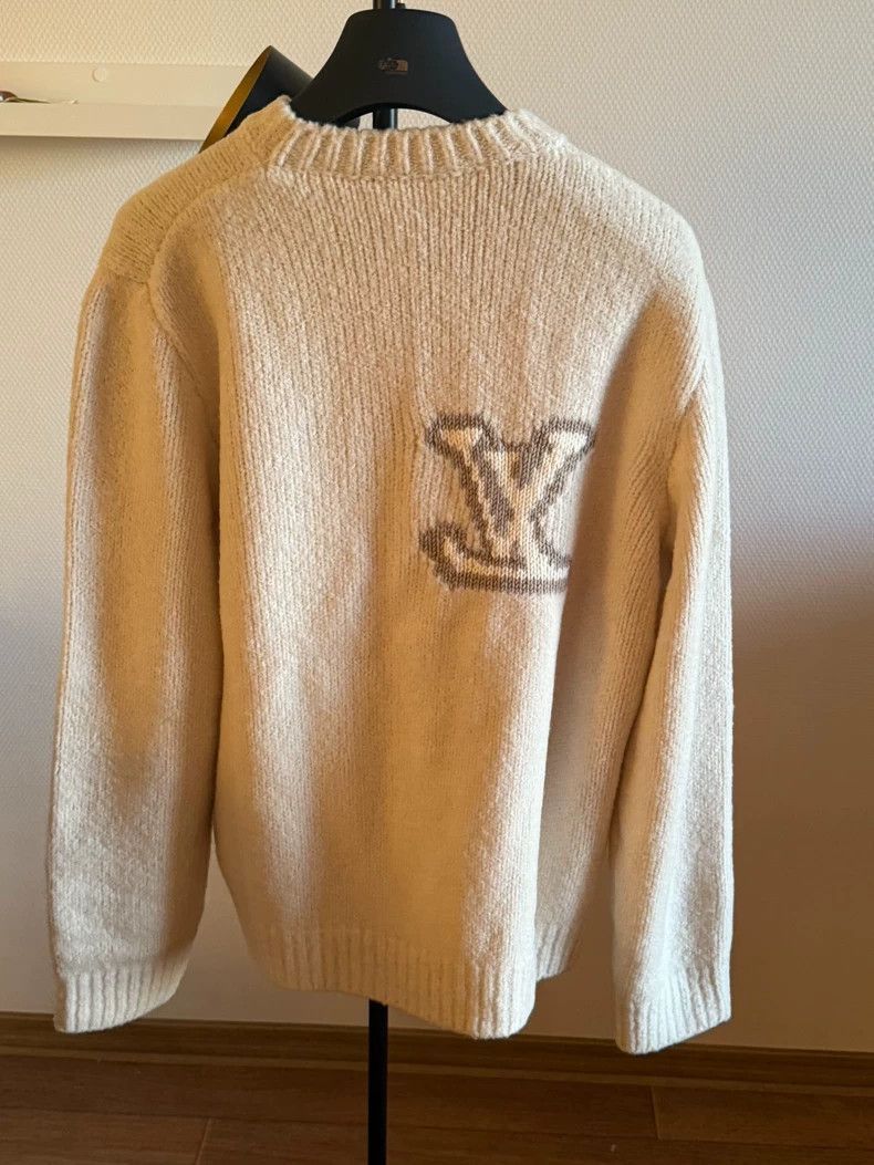 Louis Vuitton Louis Vuitton Lv25SS new white presbyard teddy sweater-2508 Size US M / EU 48-50 / 2 - 3 Thumbnail