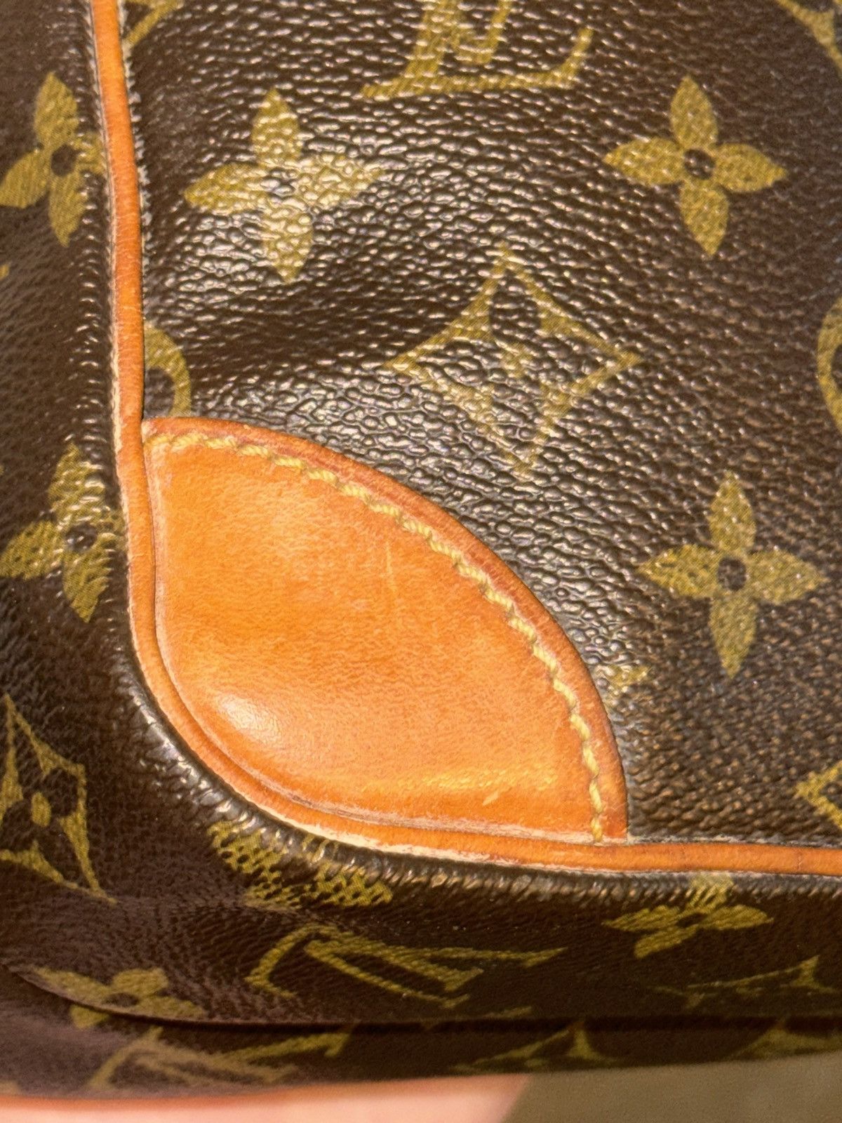 Louis Vuitton Louis Vuitton Amazon Crossbody Size ONE SIZE - 17 Thumbnail