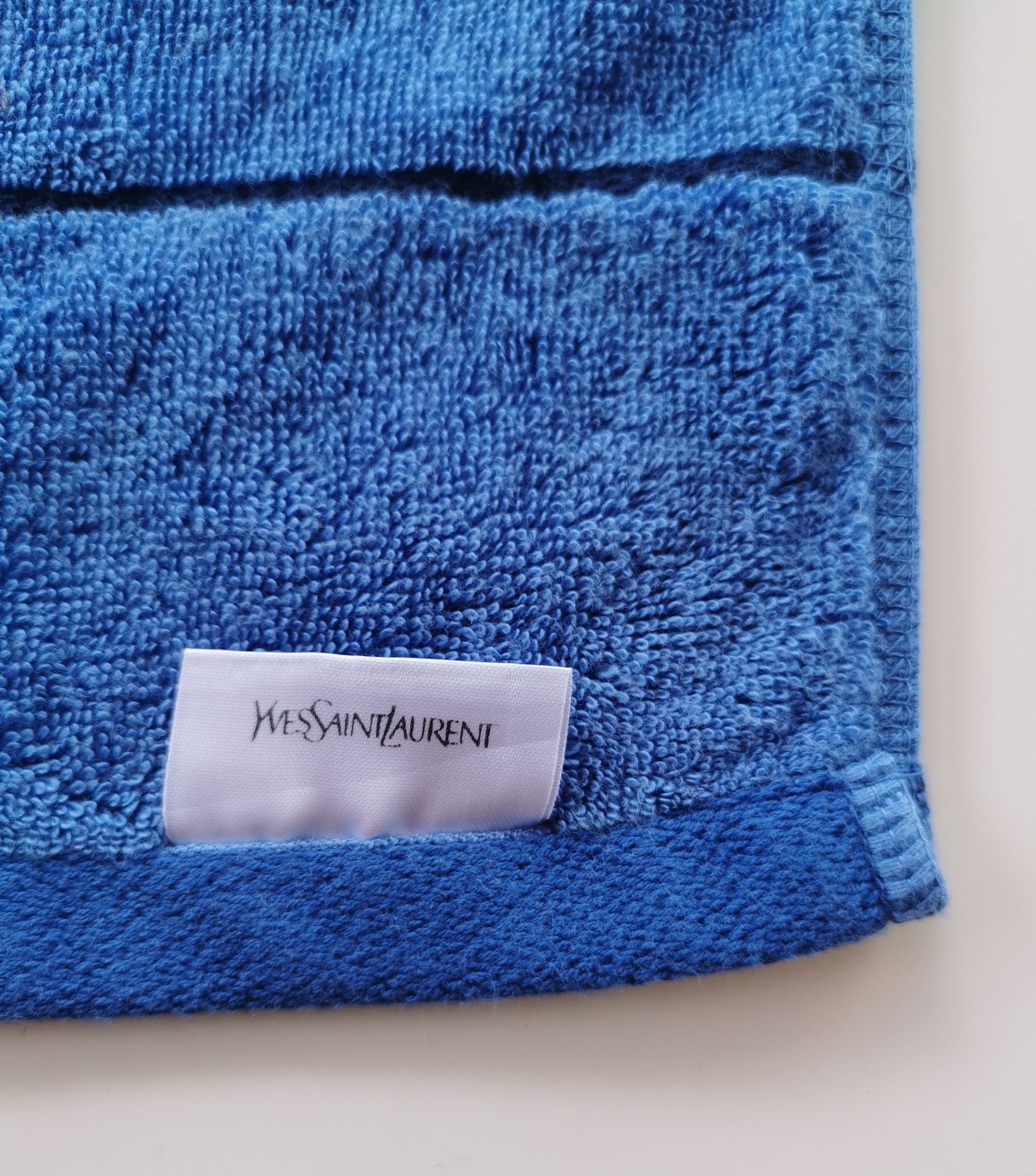 Yves Saint Laurent YSL Face Towel Yves Saint Laurent Size ONE SIZE - 5 Thumbnail