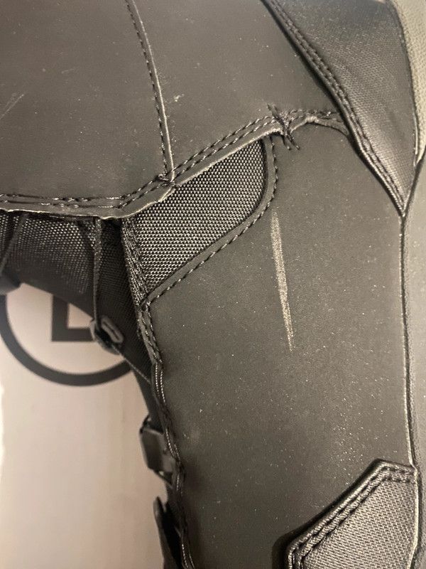 Gear for Sports × Sports Specialties Botas de snowboard Ride Lasso Black Size US 9 / EU 42 - 8 Thumbnail