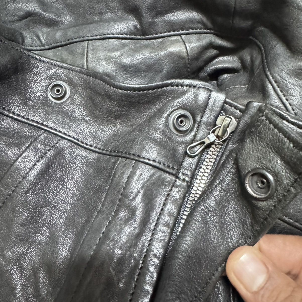 Julius FW2010 Julius Goth_ik; Leather Vest Hi-neck Size US S / EU 44-46 / 1 - 13 Thumbnail