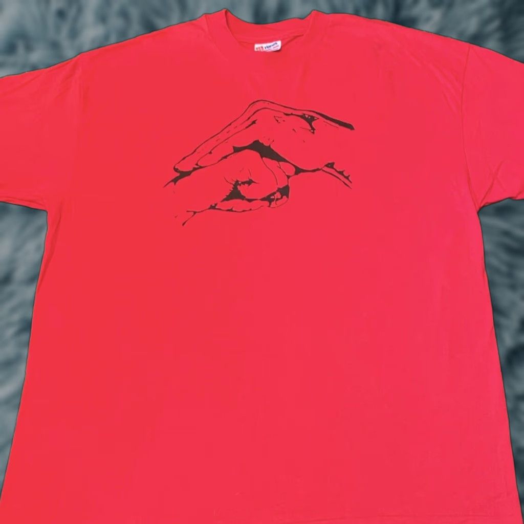 Vintage VINTAGE 90s Knuckles Fistfight Hands Tuff Guy Fighting VTG Shirt Mens XL Red 90s Punk Hip Hop Grunge Size US XL / EU 56 / 4 - 1 Thumbnail