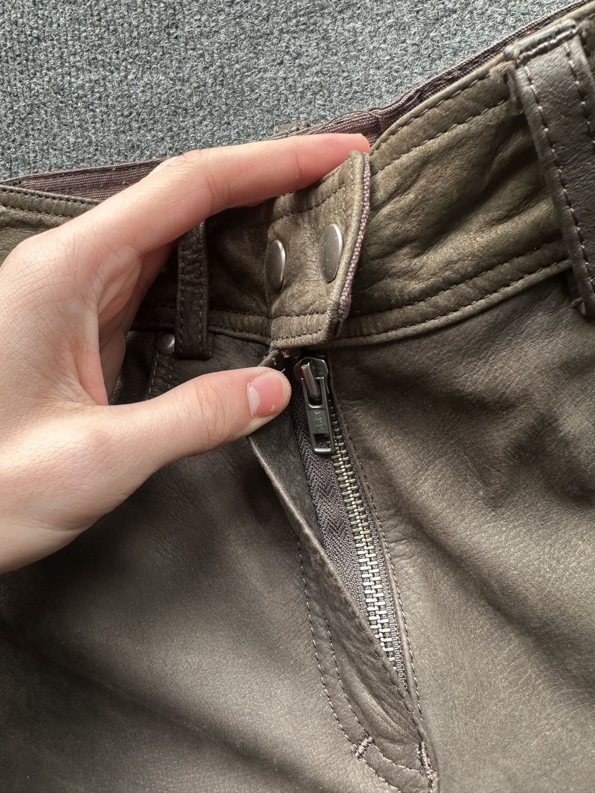 Other 🚨GRAIL MEN LEATHER PANTS Y2K WESTERN MOTORCYCLE Size US 29 - 12 Thumbnail